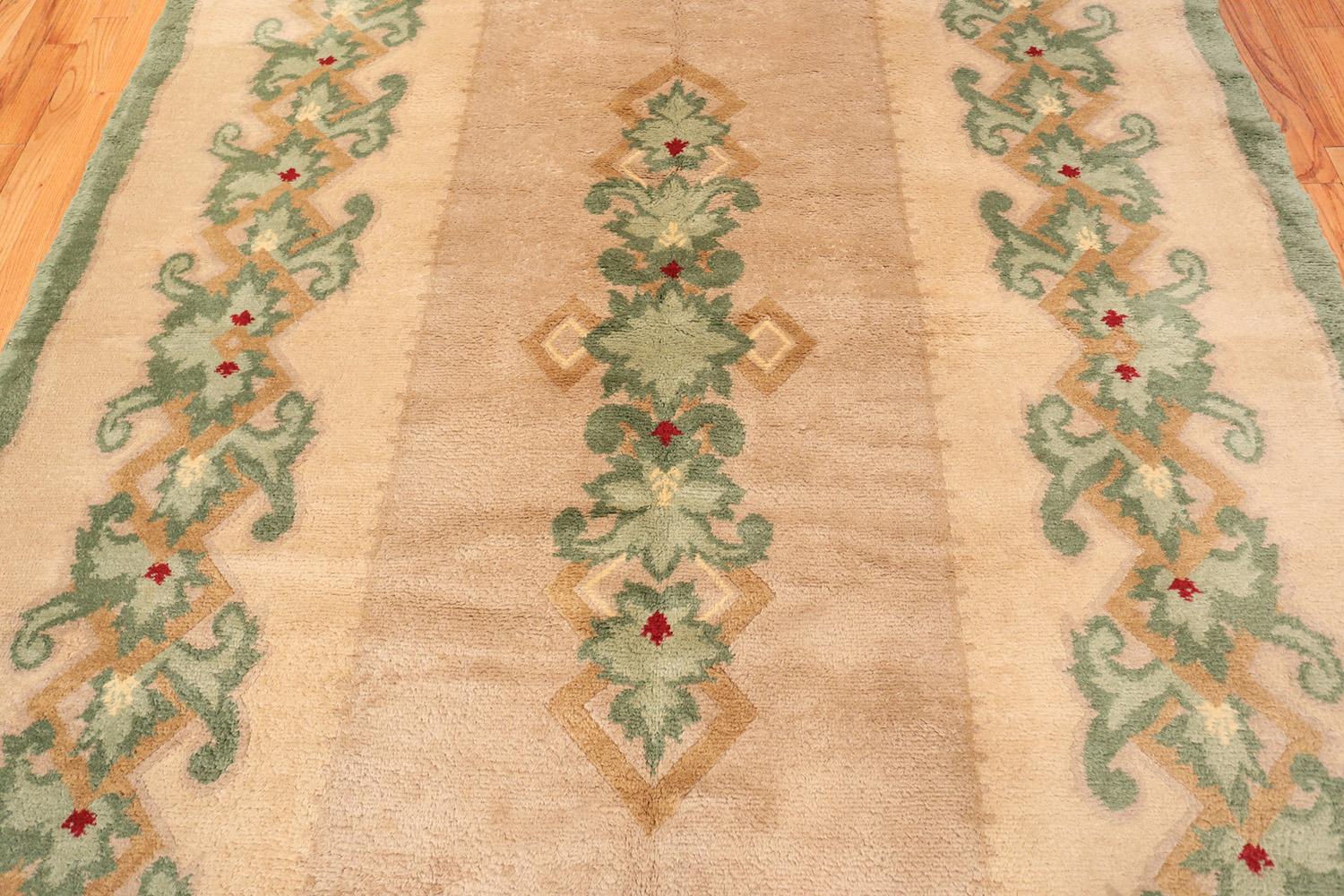 Hand-Knotted Antique French Art Deco Rug by Leleu. Size: 7 ft 10 in x 12 ft 10 in