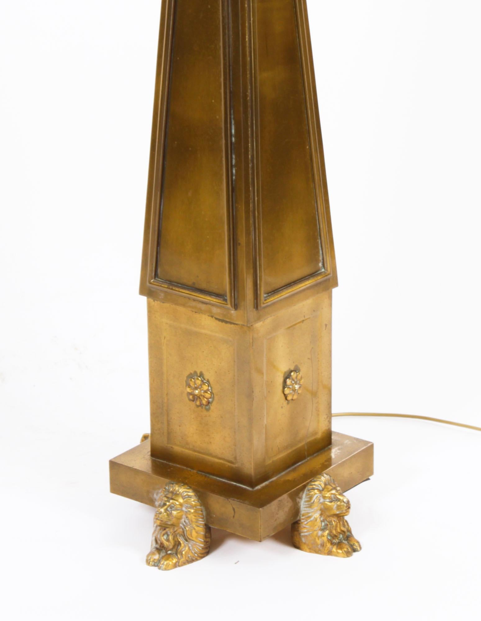 Lampe standard Art déco française ancienne avec abat-jour datant d'environ 1920 en vente 4