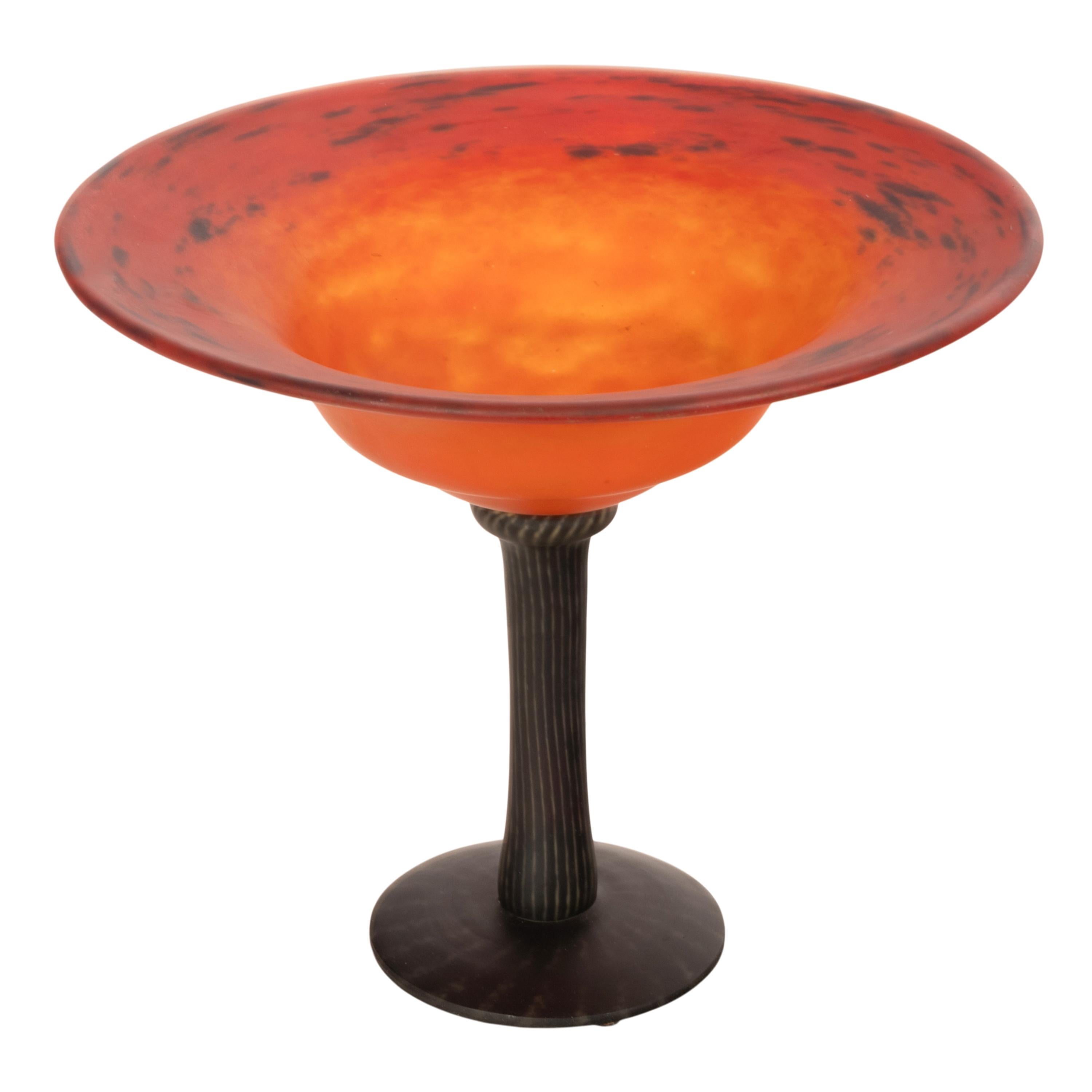 Antique French Art Glass Art Deco Schneider Orange Glass Coupe Bowl 1920 In condizioni buone in vendita a Portland, OR