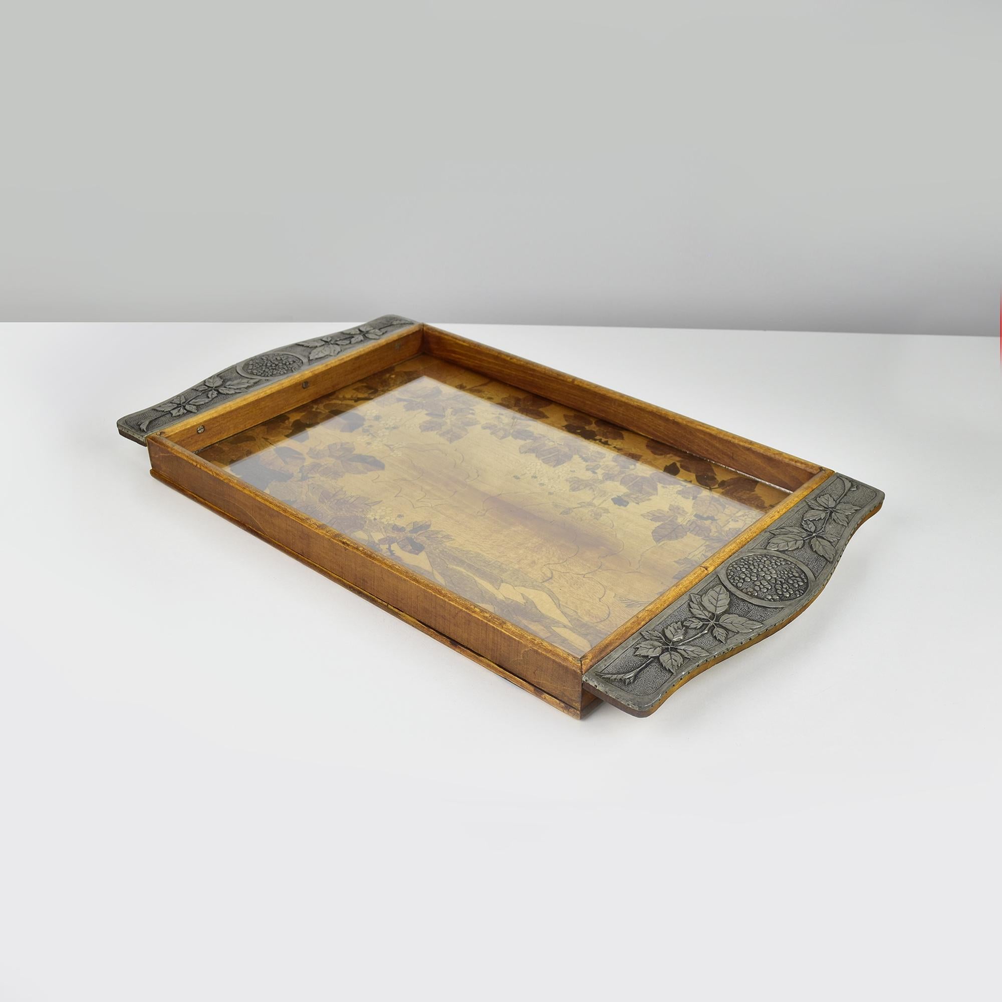 Legno Antique French Art Nouveau Bar Serving Tray Wood & Repoussed Pewter Nancy in vendita