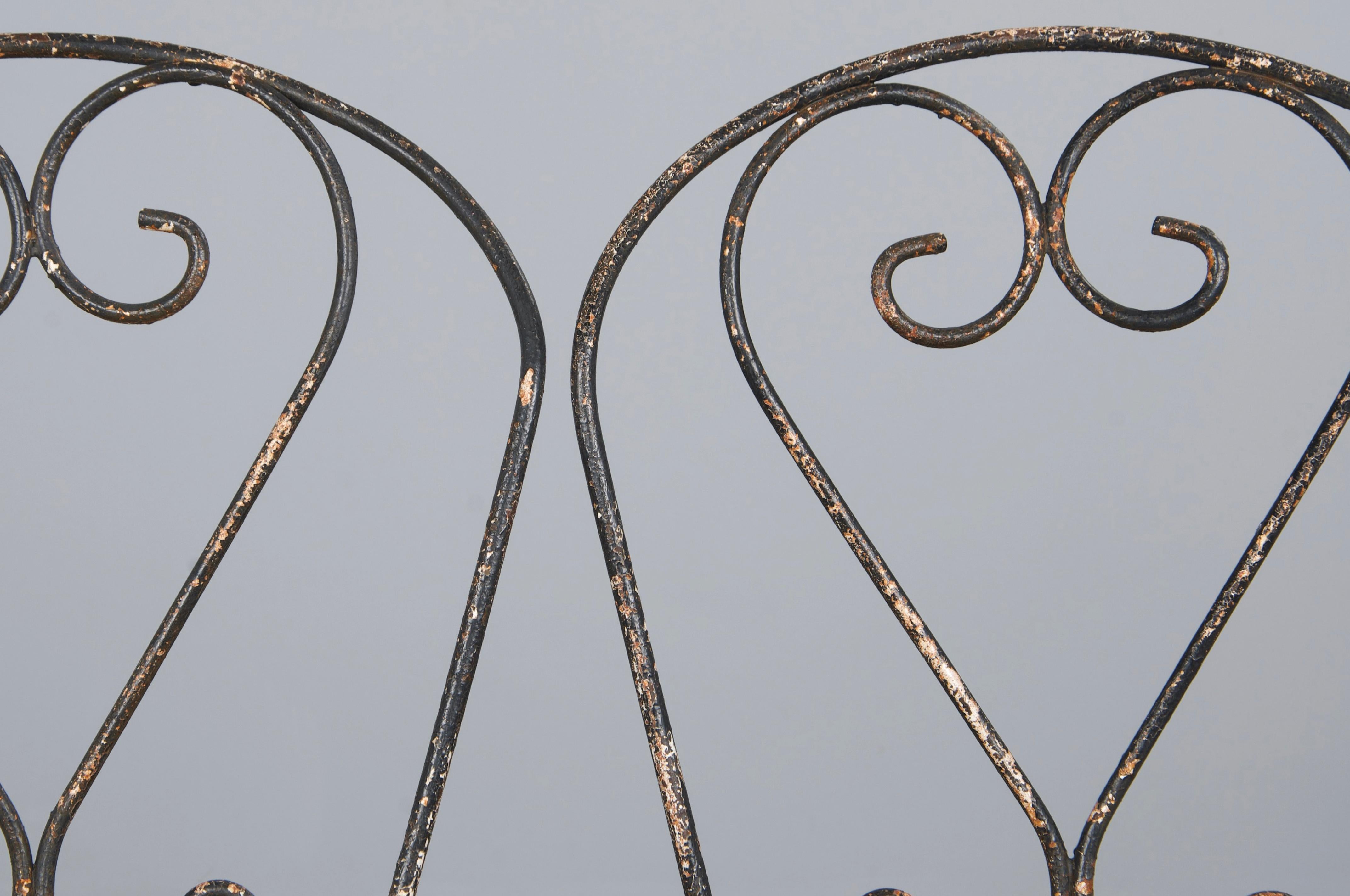 Antiquité française Art Nouveau Fer forgé peint noir Ensemble de jardin en vente 8