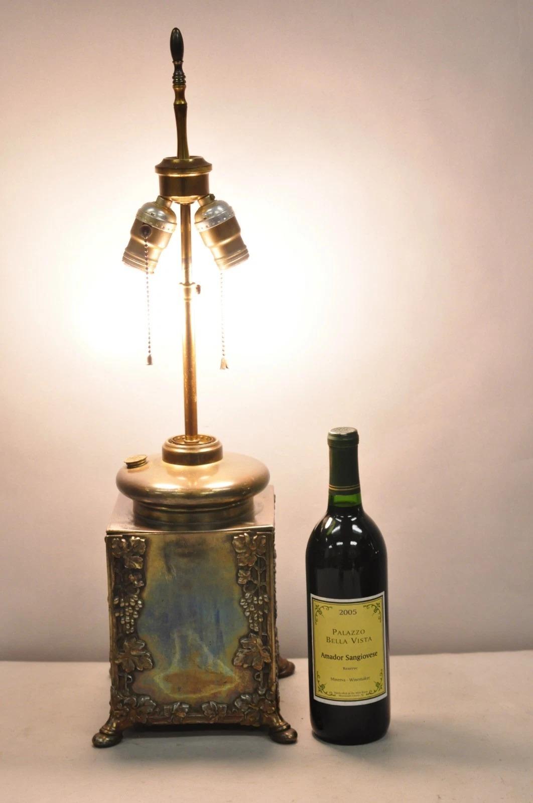 Antique French Art Nouveau Brass Maple Leaf Converted Oil Lamp Table Lamp by Rayo. Circa Early 20th Century. Measurements: 26