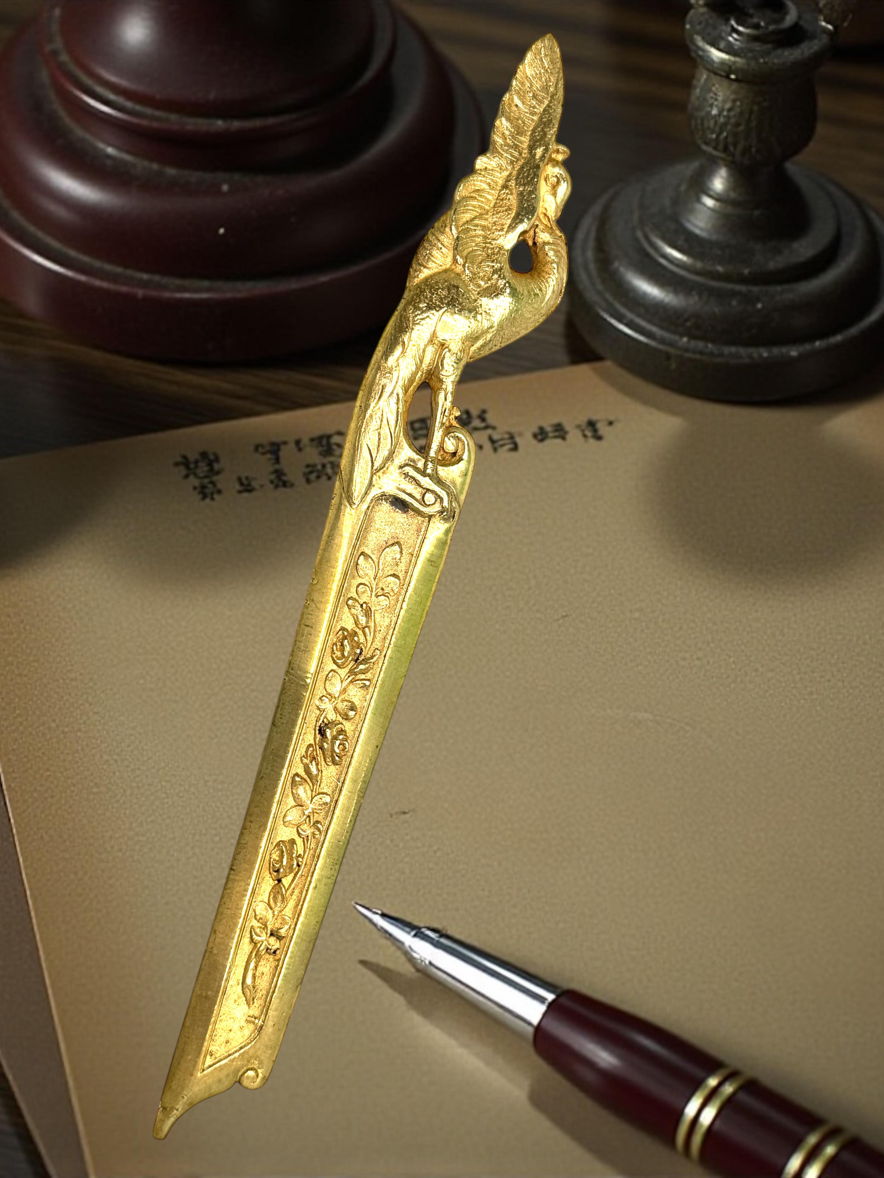 Antique French Art Nouveau Bronze Vogel & Rosen Brieföffner, 1900s oder älter im Angebot 1