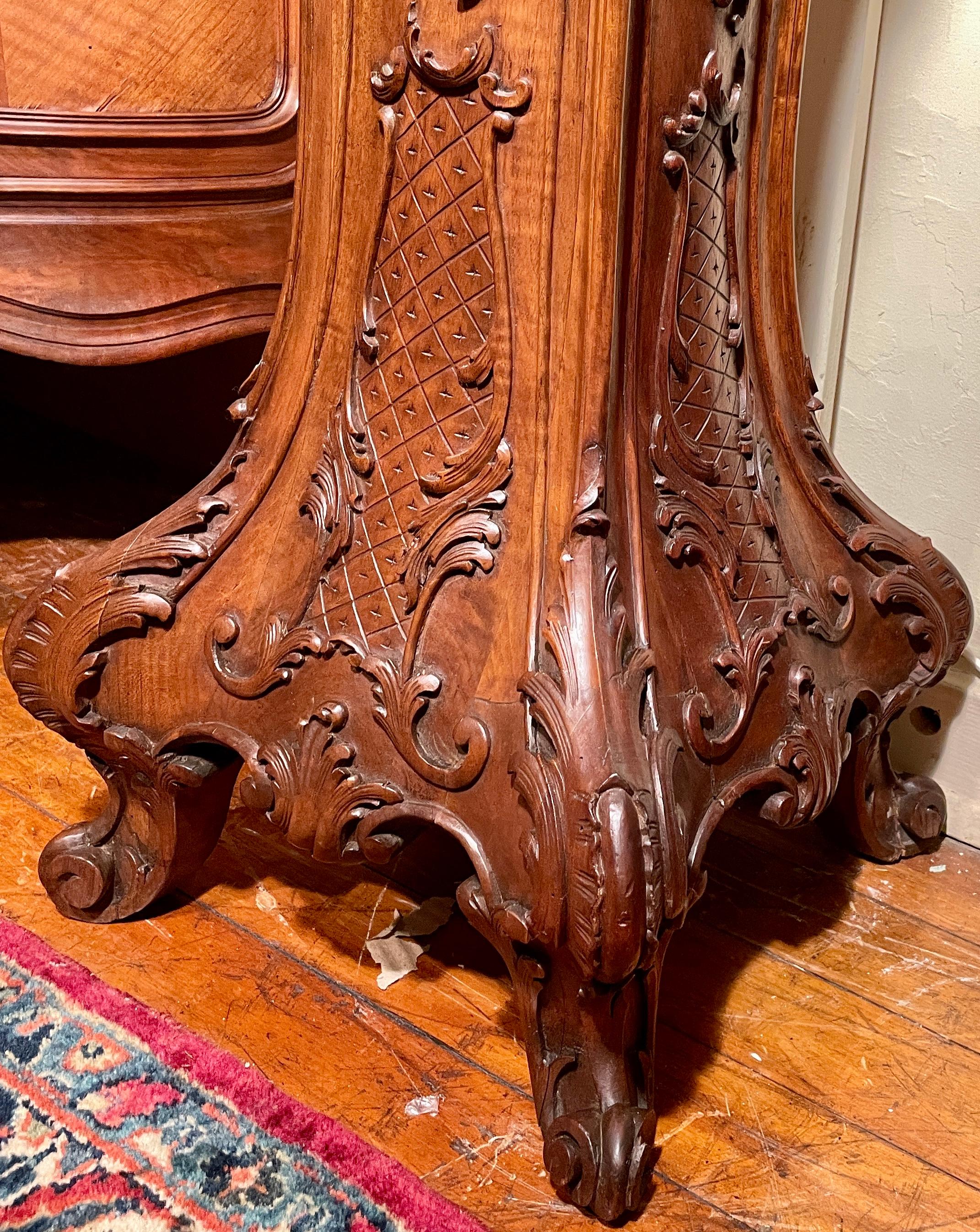 Antique French Art Nouveau Carved Walnut Marble Top Pedestal, Circa 1890. For Sale 3