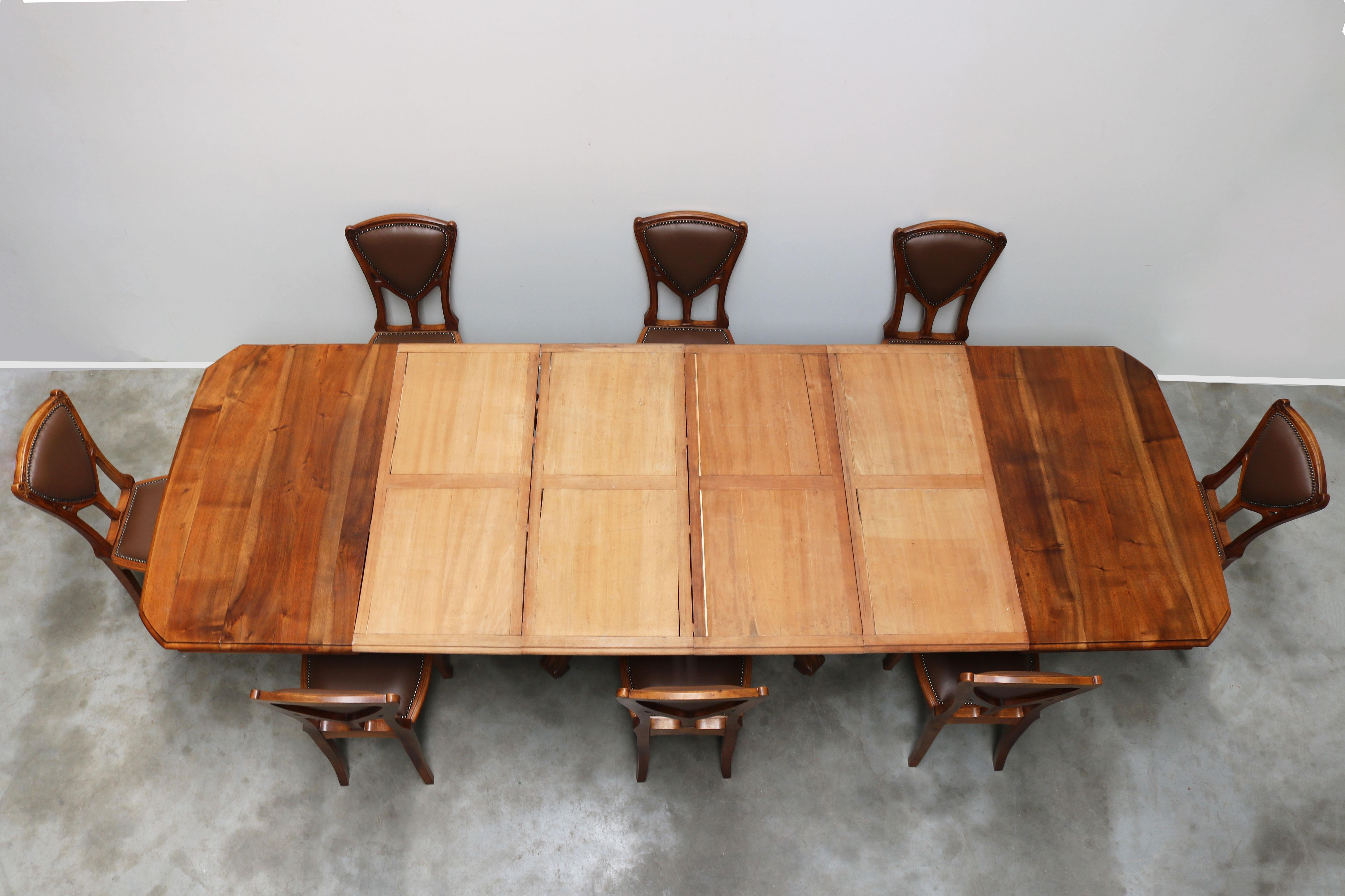 Antique French Art Nouveau Dining Room Set by Eugène Vallin 1903 Tavolo Sedie in vendita 12