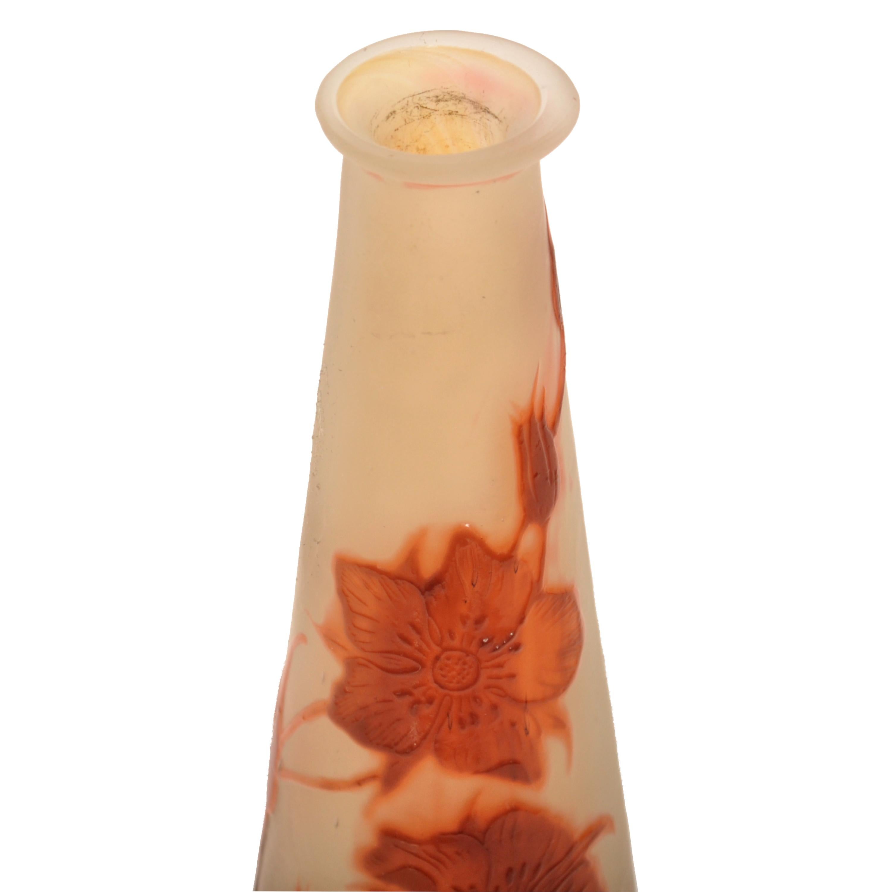 Antique French Art Nouveau Fire Polished Cameo Glass Emile Gallé Stem Vase, 1900 For Sale 2