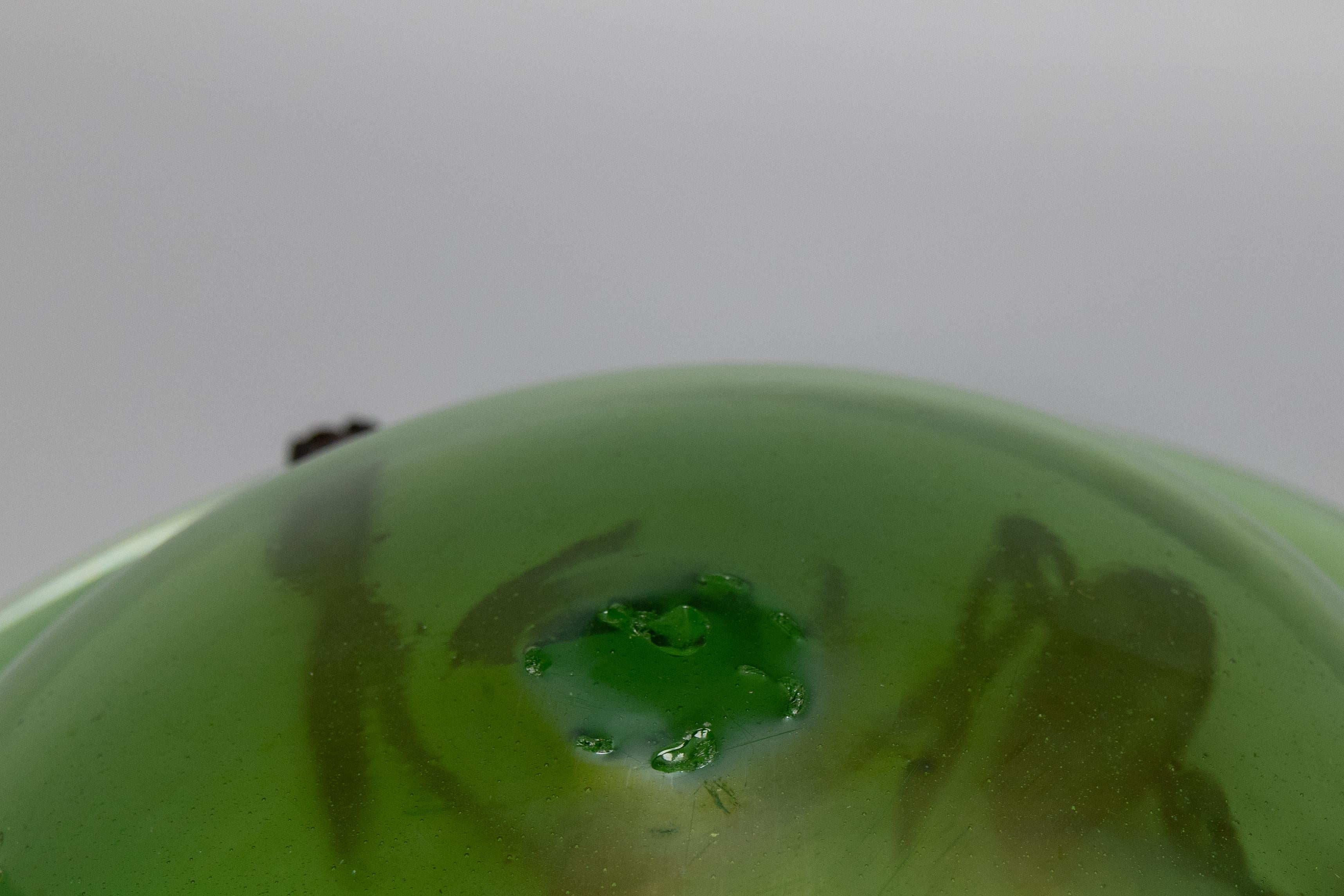 Antigua lámpara colgante francesa Art Nouveau de cristal verde y hierro forjado, hacia 1920 en venta 13