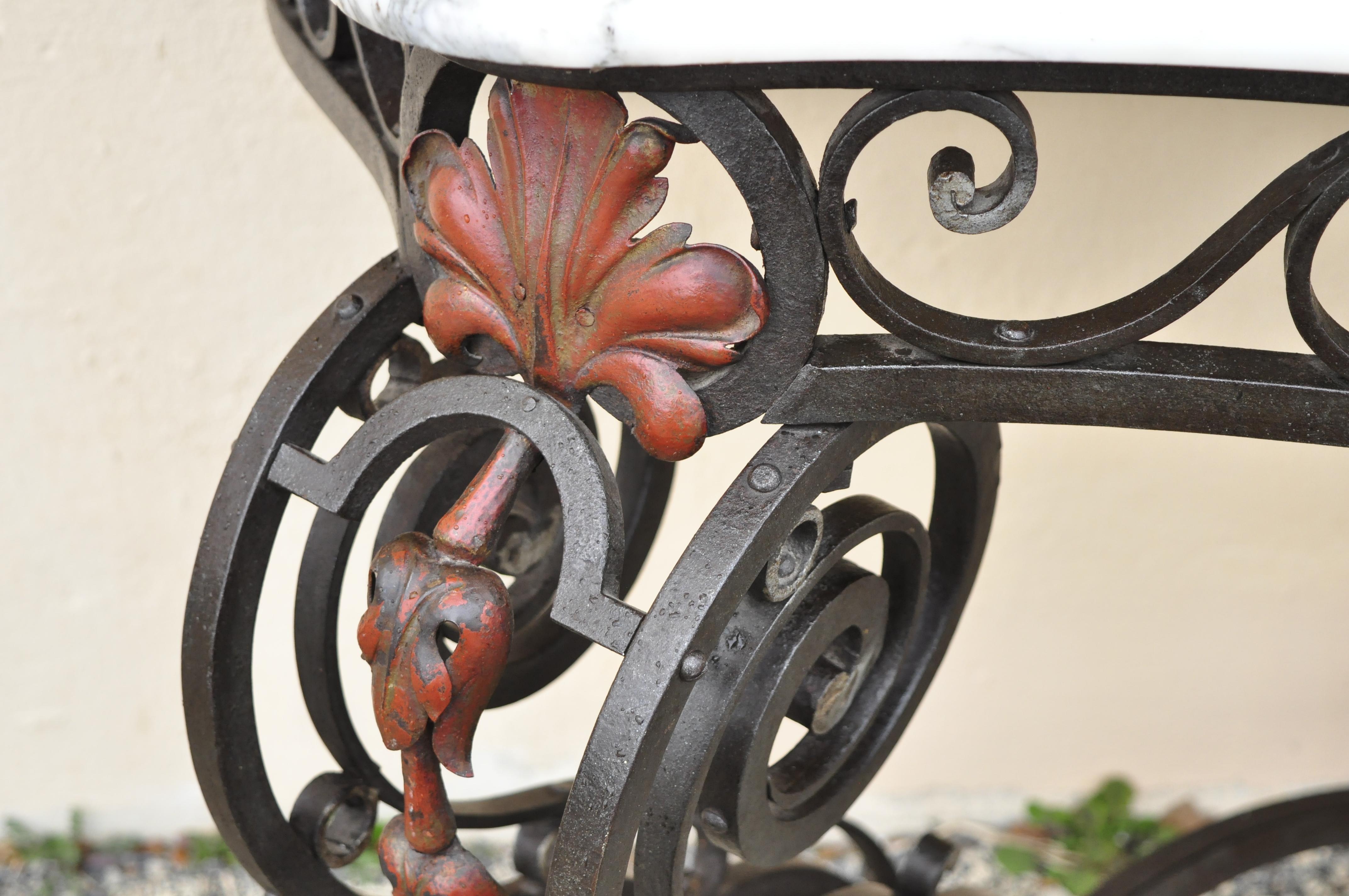 Fer Ancienne console d'entrée Art Nouveau française avec plateau en marbre et fer forgé en vente