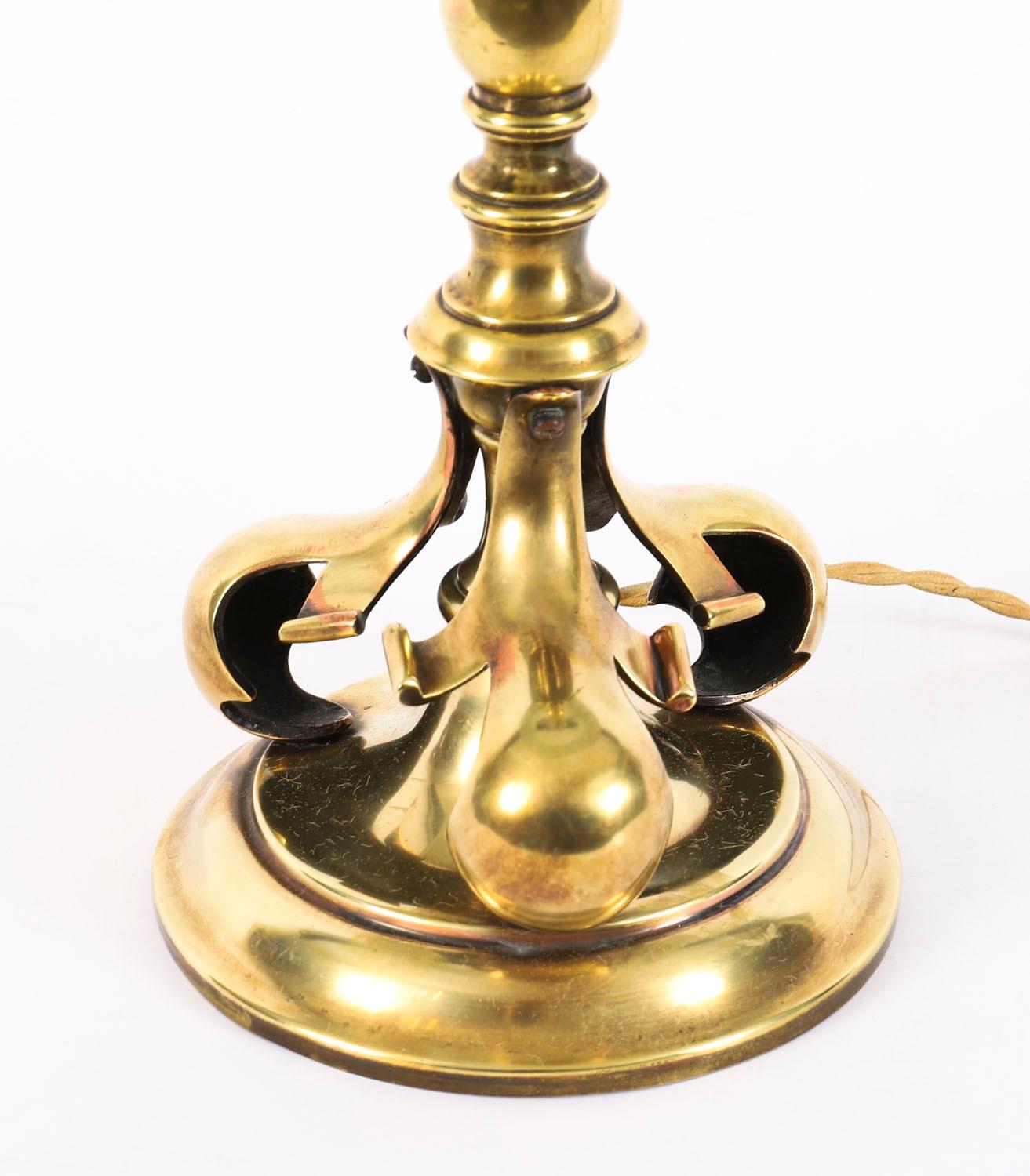 Antique French Art Nouveau Ormolu Tischlampe Late 19th Century im Angebot 9