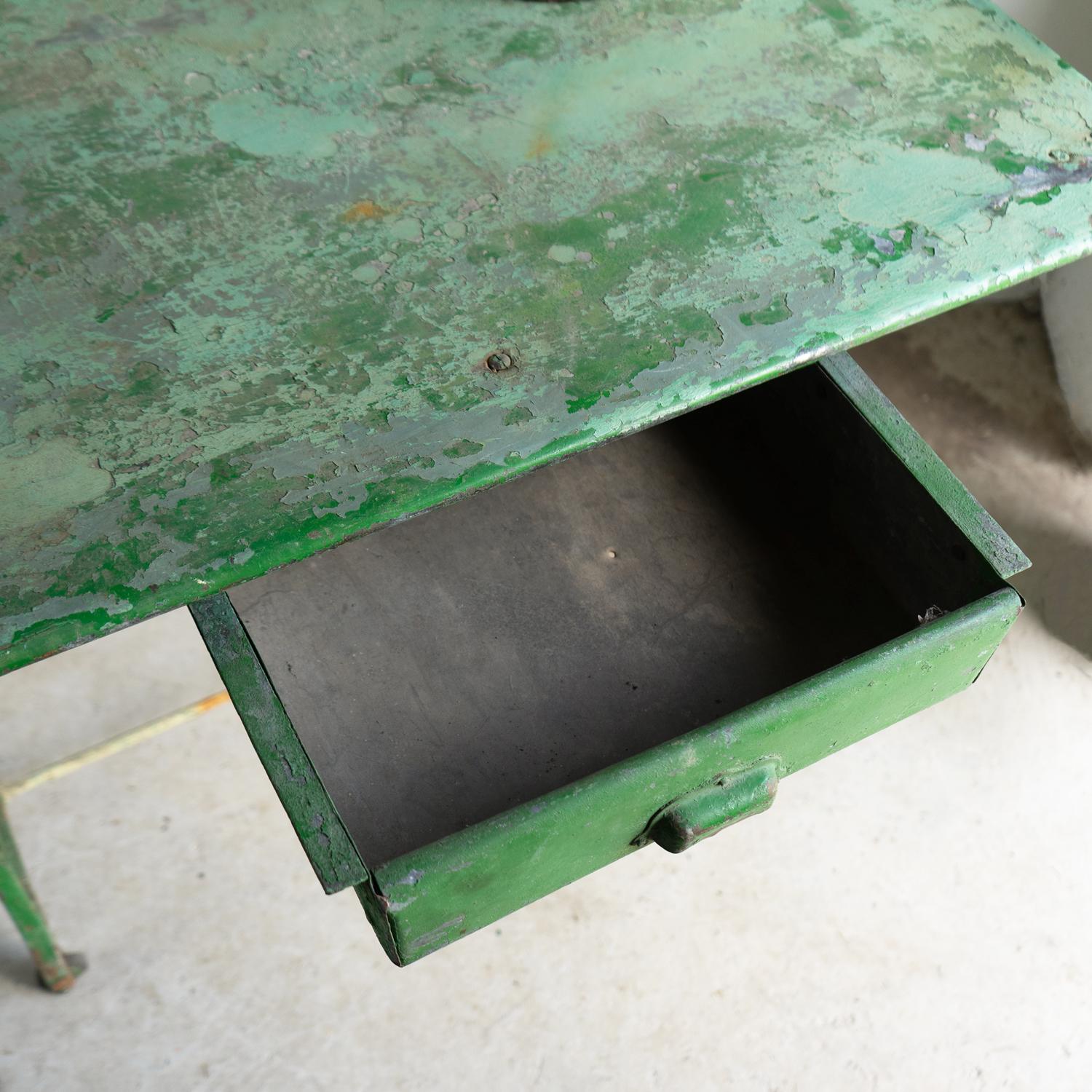 Antique French Art Nouveau Painted Zinc Topped Iron Work Table, Indoor/Outdoor siglo XX en venta