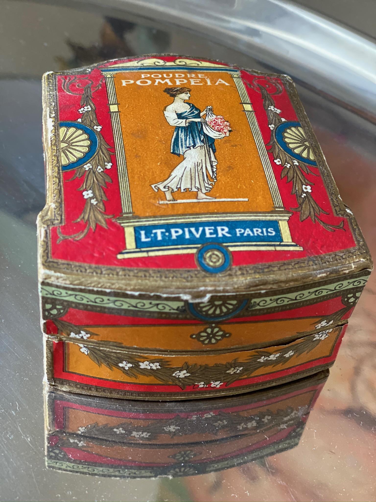 Ancienne boîte à poudre en papier Art nouveau français « Poudre Lt Piver Pompeia ». en vente 4