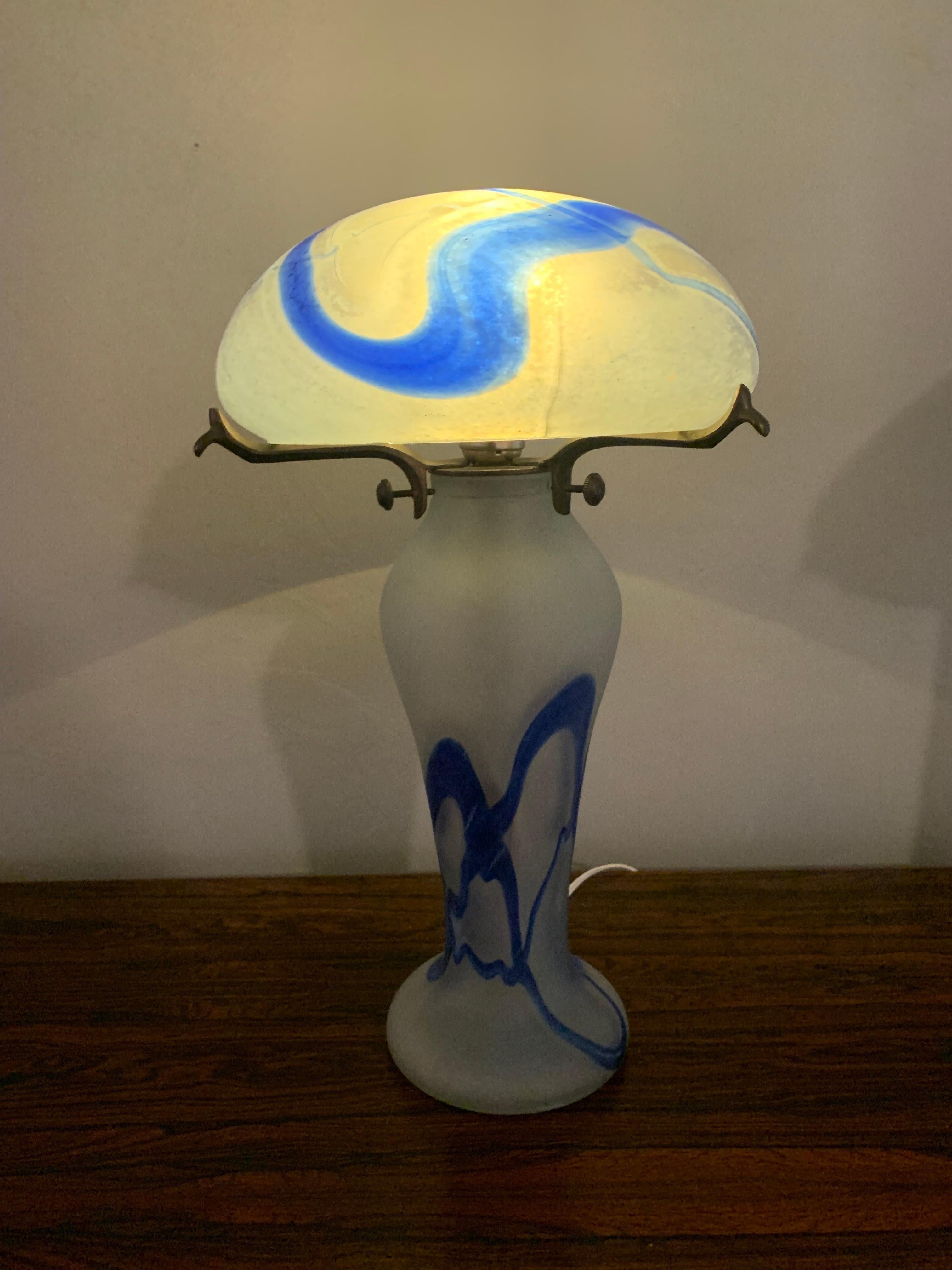 Antique French Art Nouveau Period Glass Lamp in Blue and White In Good Condition For Sale In Boynton Beach, FL
