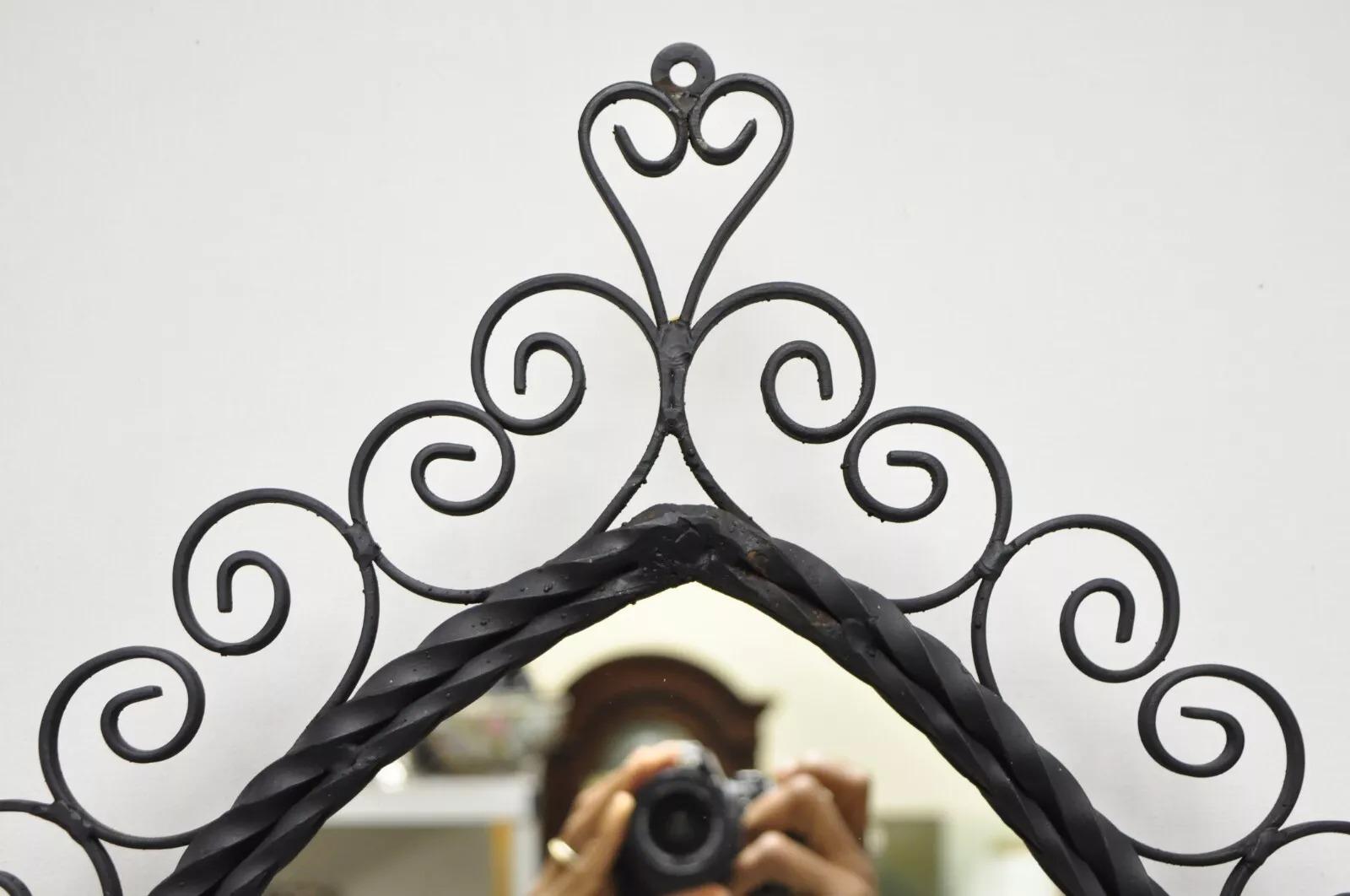 Antique French Art Nouveau Scrolling Wrought Iron Wall Mount Console and Mirror For Sale 3