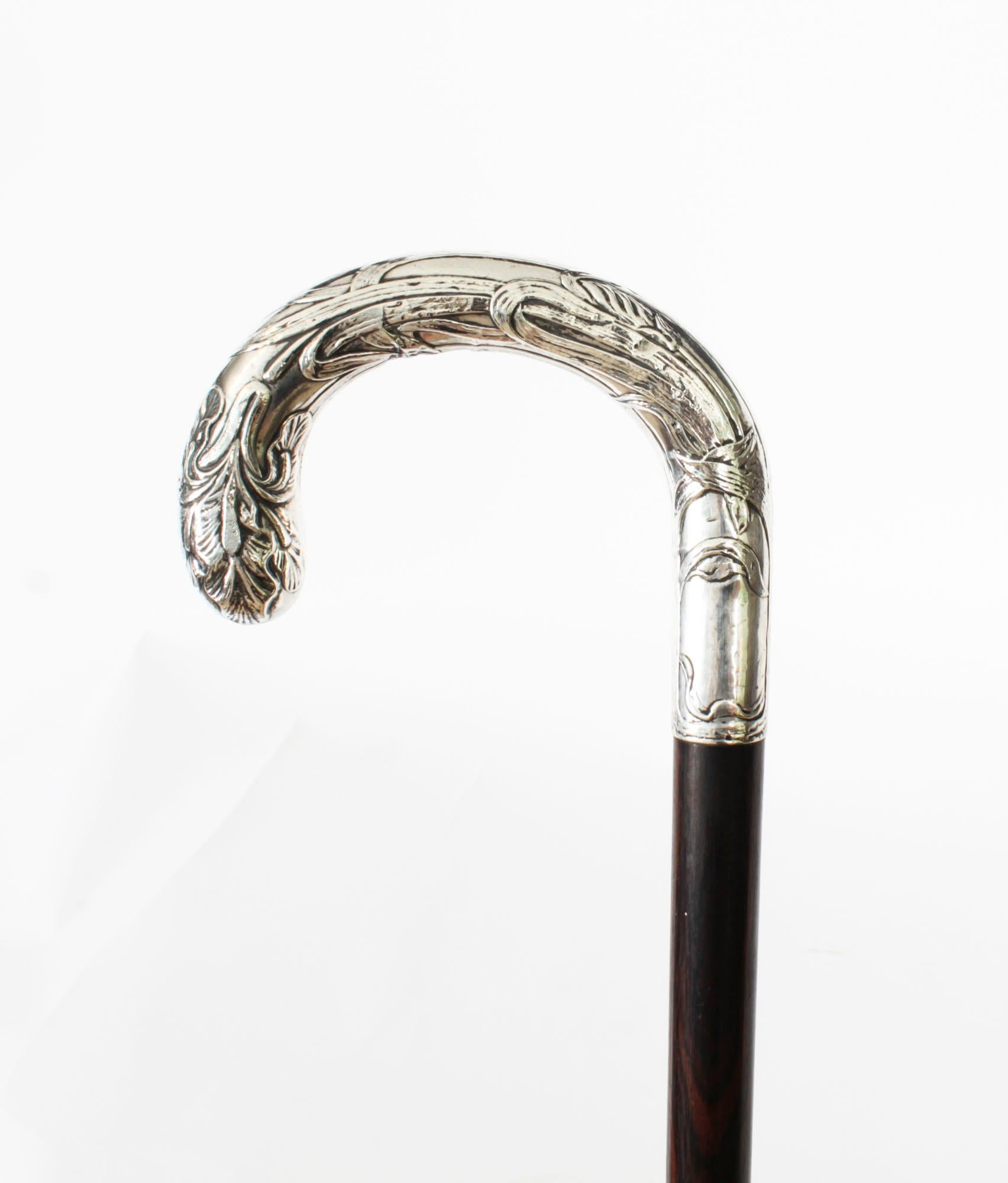 Ancienne canne de marche Art Nouveau française surmontée d'argent 19ème siècle 1