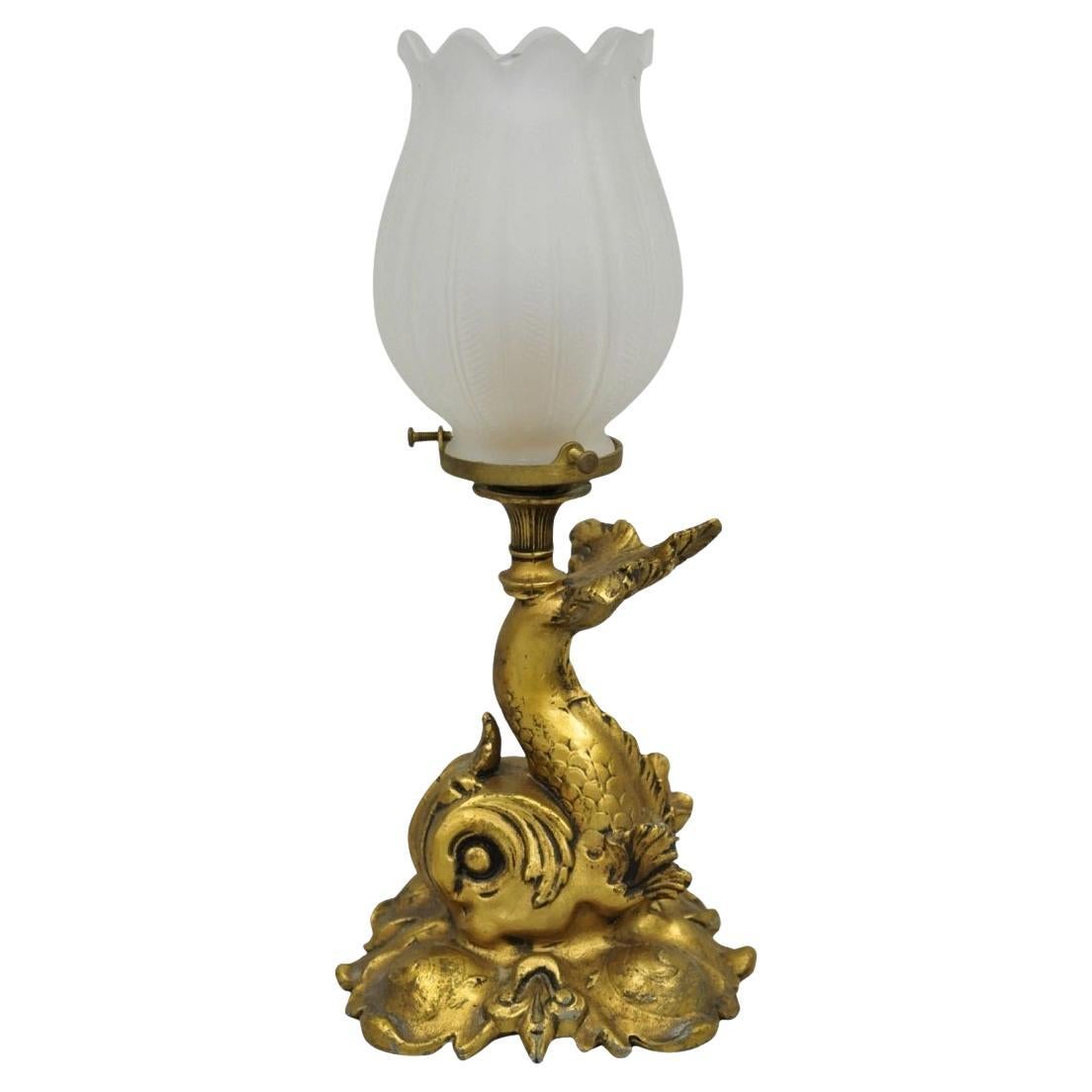 Antique French Art Nouveau Petite lampe de table en métal doré Figural Dolphin