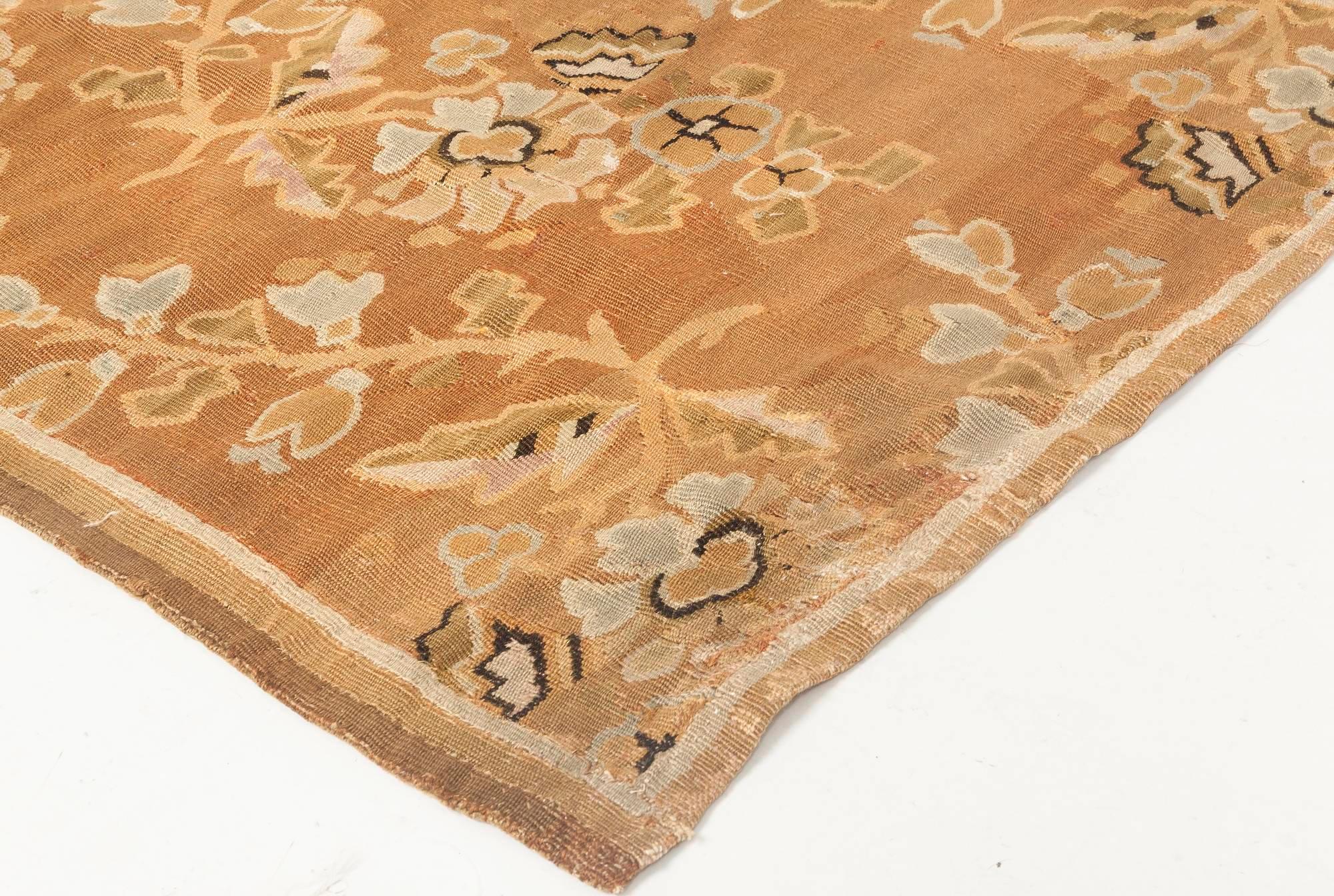 Antique French Aubusson Botanic Handmade Wool Rug In Good Condition For Sale In New York, NY
