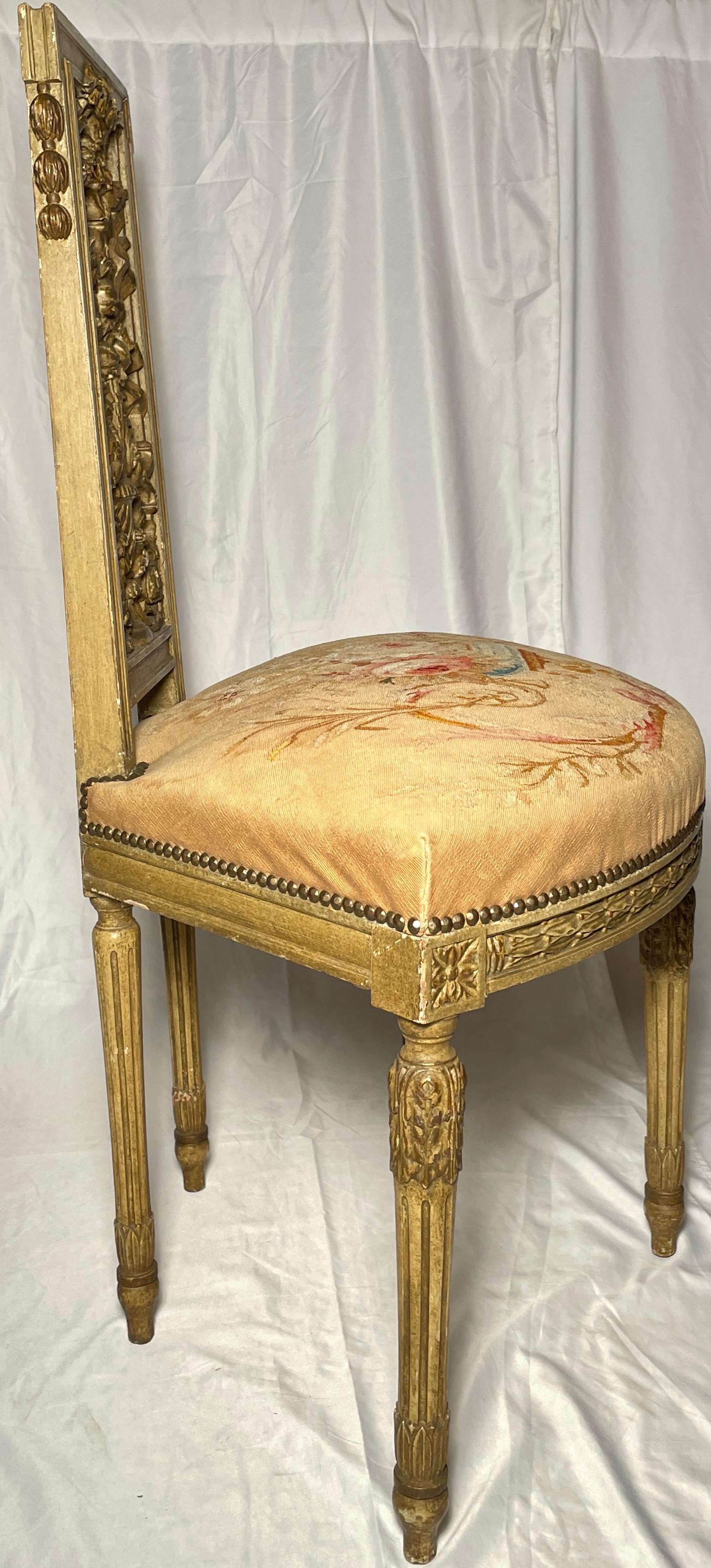 Antiker franzsischer Aubusson Boudeuse-Stuhl Conversation Chair von Divan de Milieu, um 1890 im Zustand „Gut“ im Angebot in New Orleans, LA