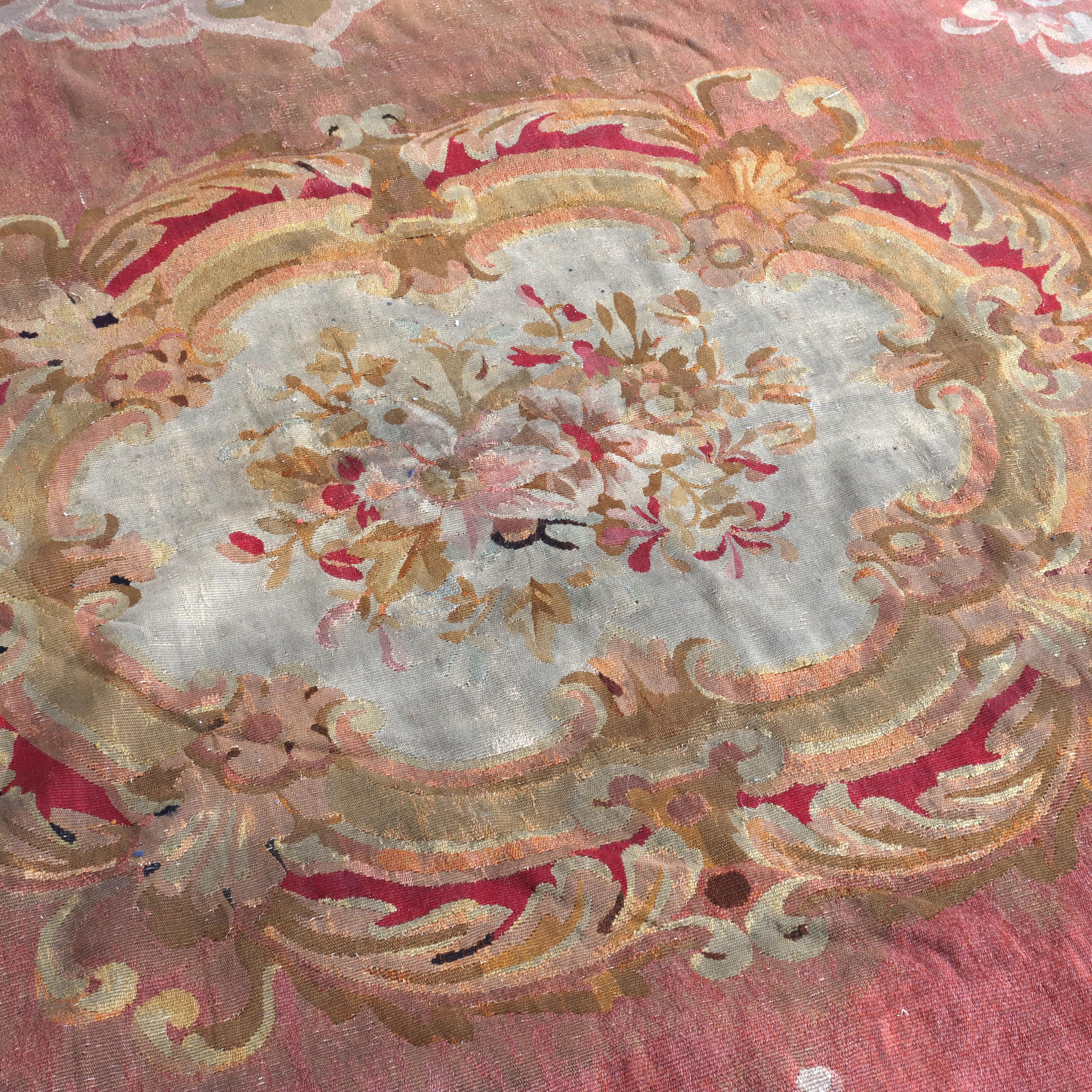 Antique French Alfombra de Aubusson S. XIX en venta 5