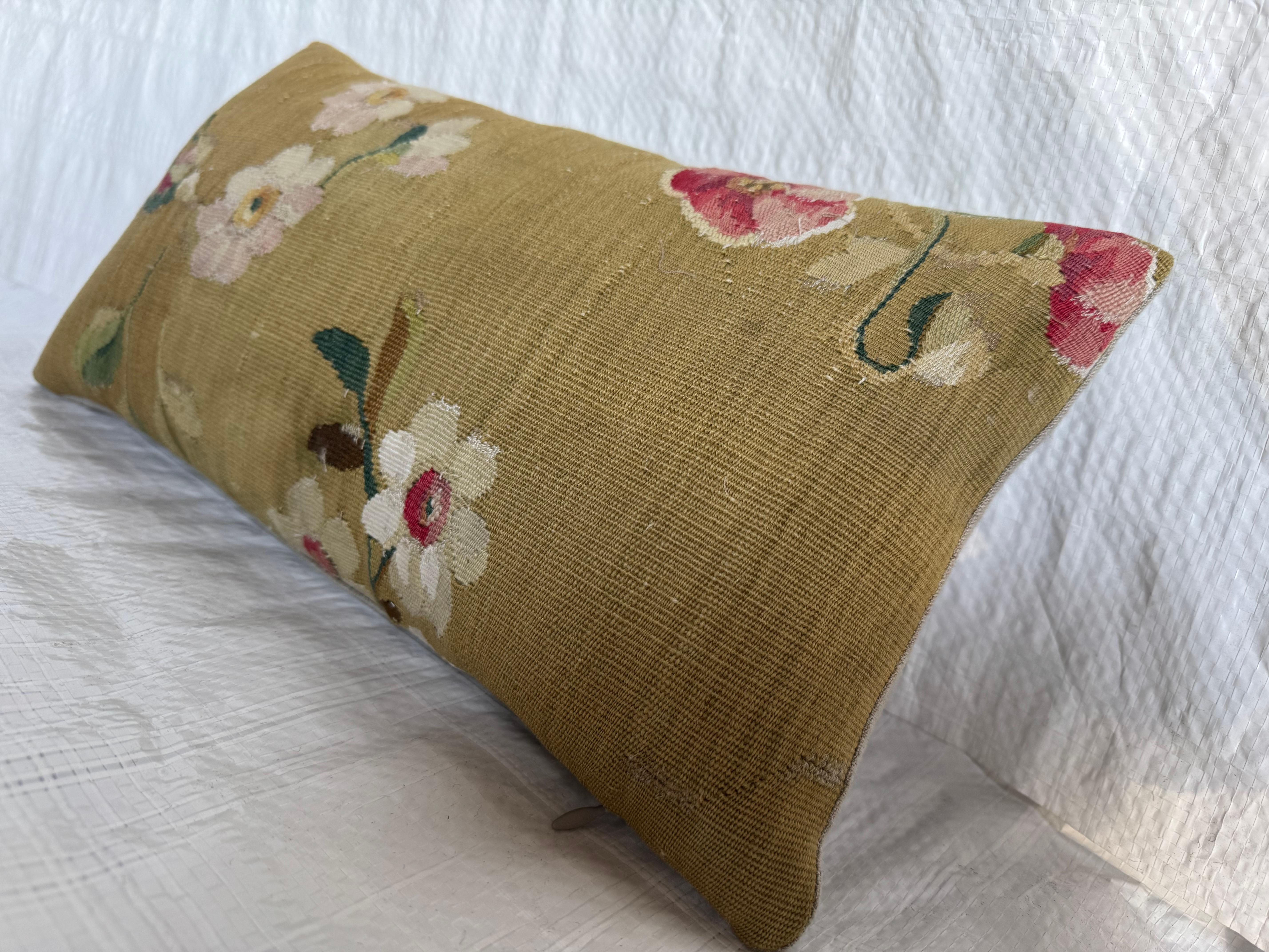 Français Antique French Aubusson Floral Tapestry Pillow circa 1850 en vente