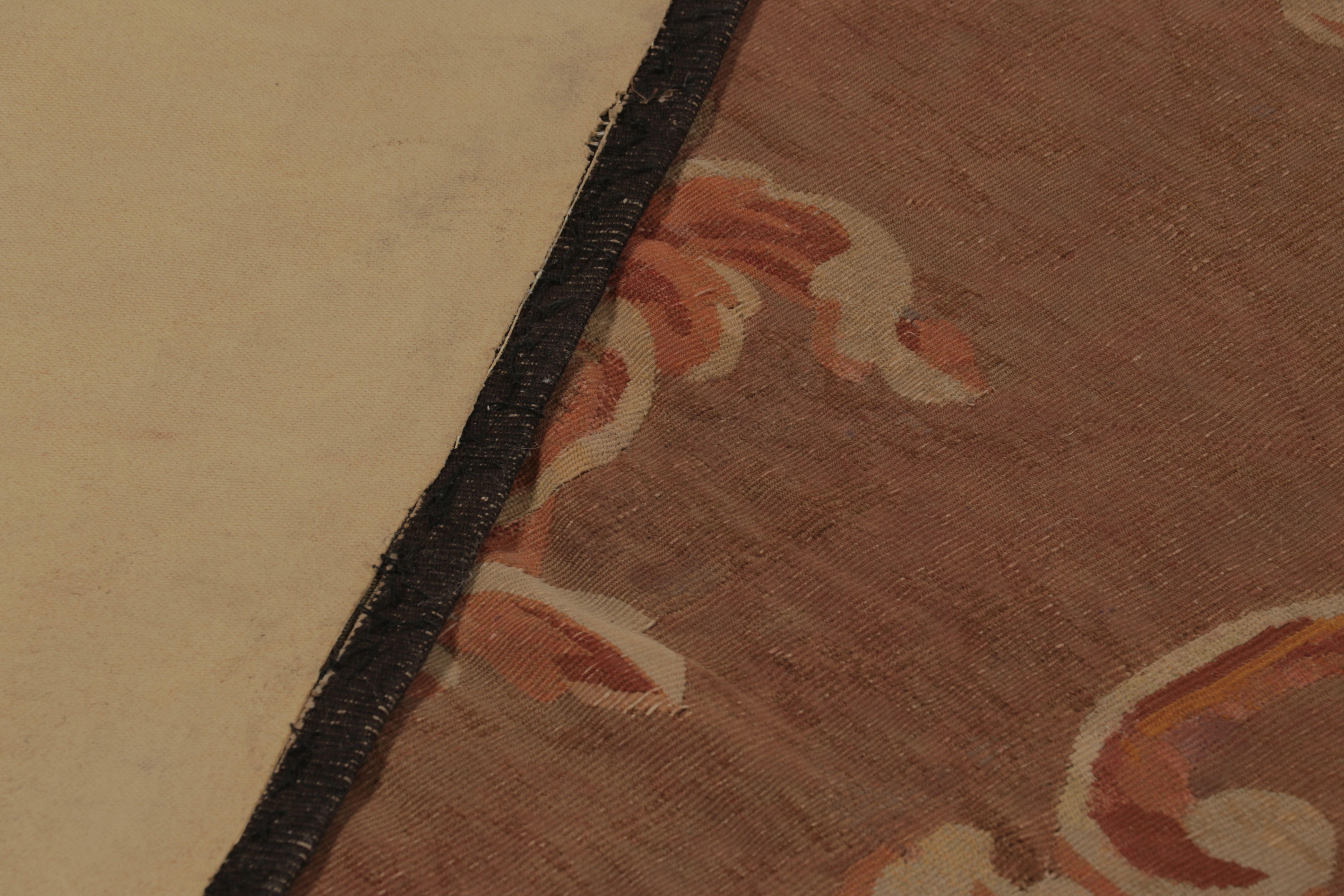 Antique French Aubusson, Médaillon monumental en terre cuite et noir-Rug & Kilim en vente 2