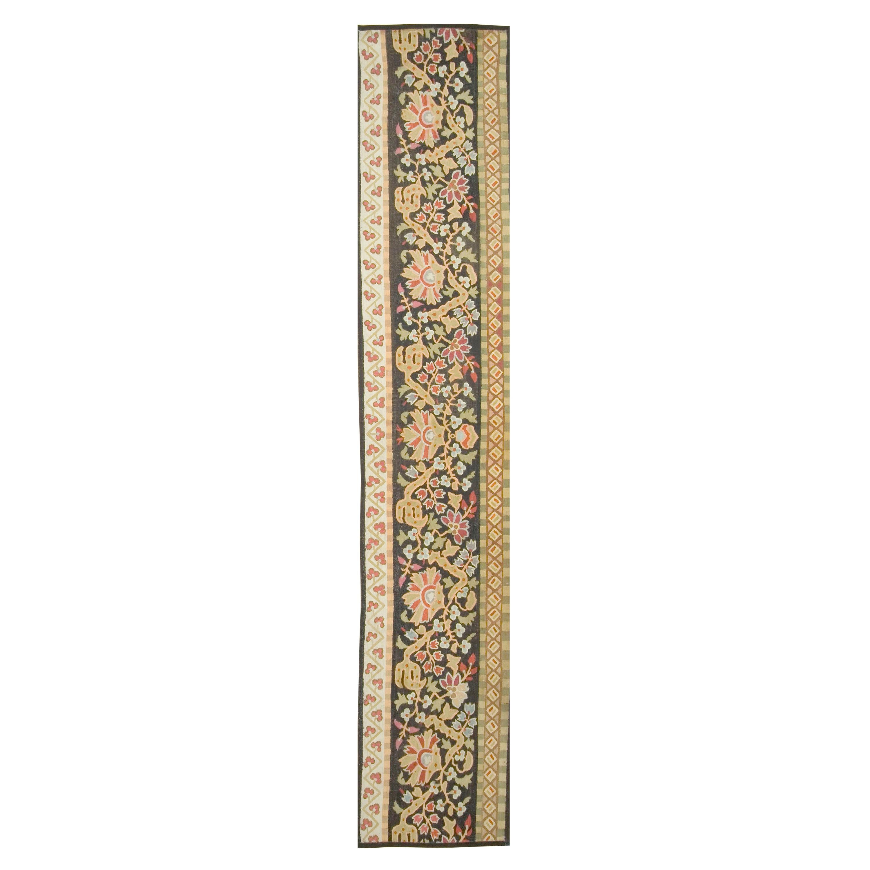 Antikes französisches Aubusson-Paneel, um 1850  2'3 x 11'2 m im Angebot