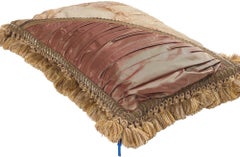 Antique French Aubusson Pillow with Baroque Style, Tête de Femme Aphrodite