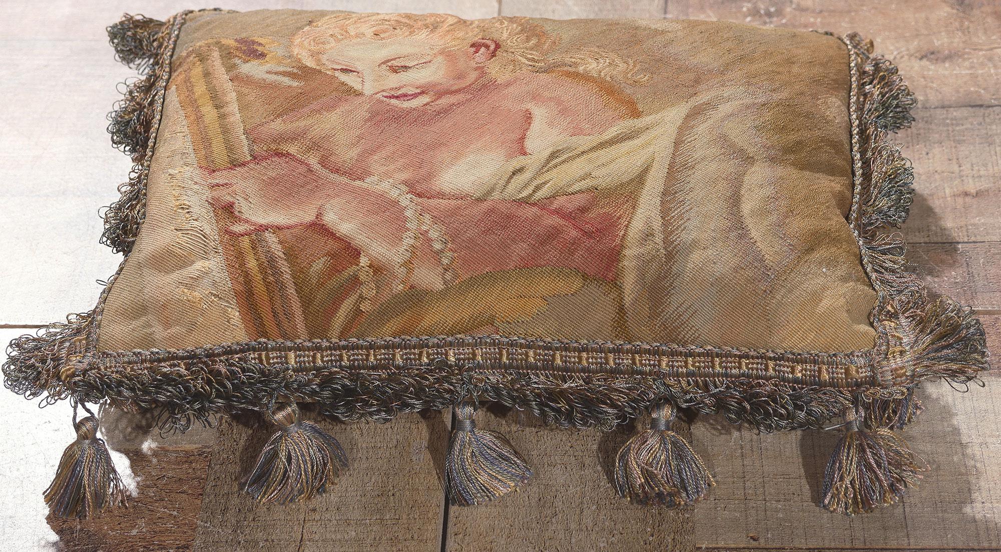 Antique French Aubusson Pillow with Baroque Style, Visage de Femme Aphrodite  For Sale 2