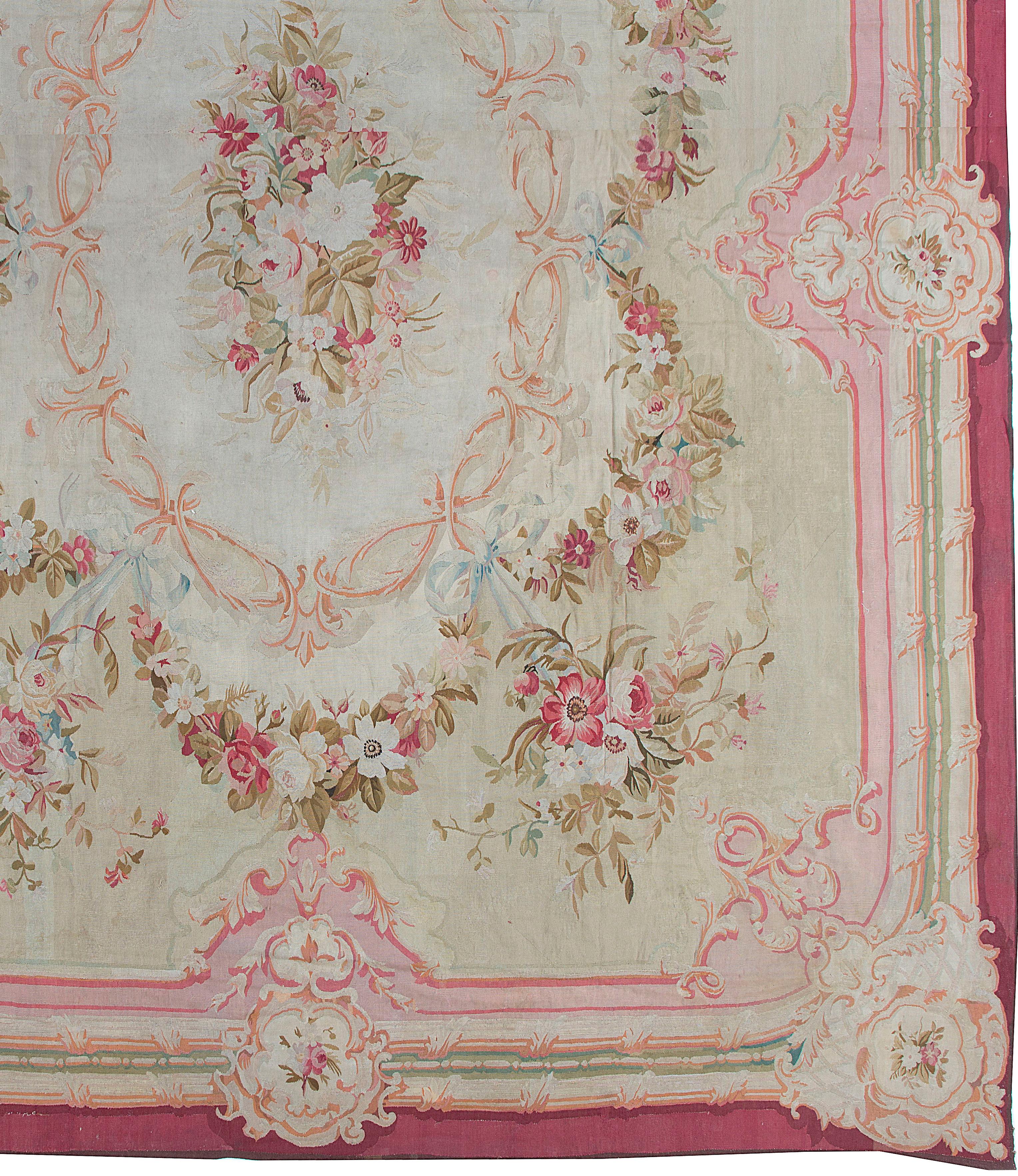 Tapis d'Aubusson français ancien  12'7 x 16'2 en vente 1