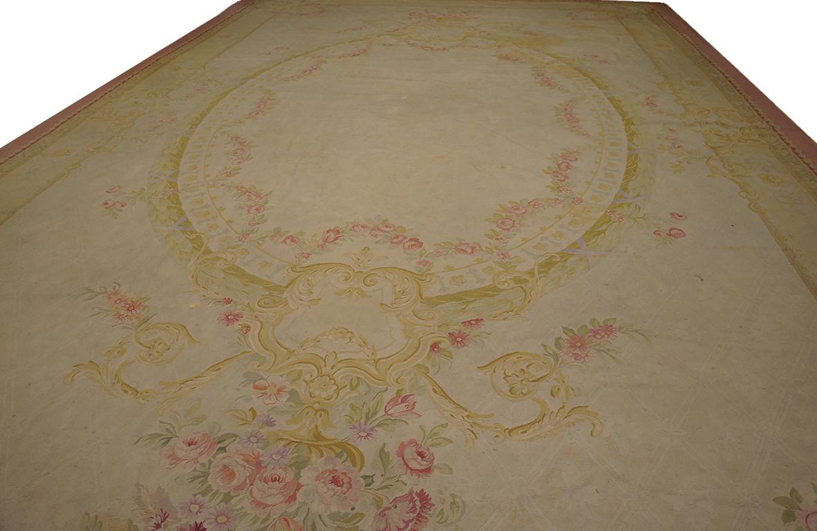 Wool Early 20th Century French Aubusson Carpet ( 13' 6'' x 22' 6'' - 412 x 686 cm) For Sale