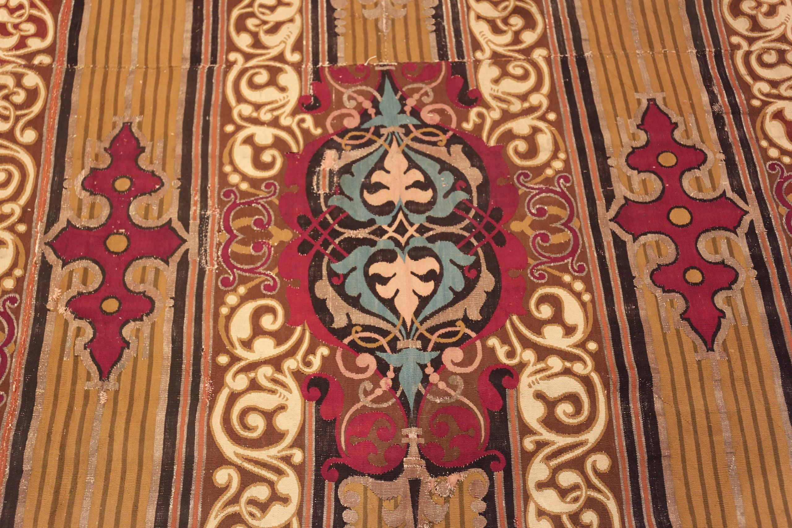 18th Century and Earlier Antique French Aubusson Rug. 6 ft 4 in x 8 ft 3 in For Sale