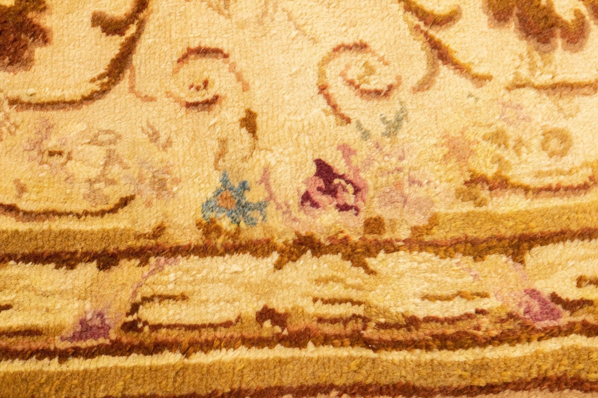 Ancien tapis d'Aubusson français 9'10'' x 15'2'' Bon état - En vente à New York, NY