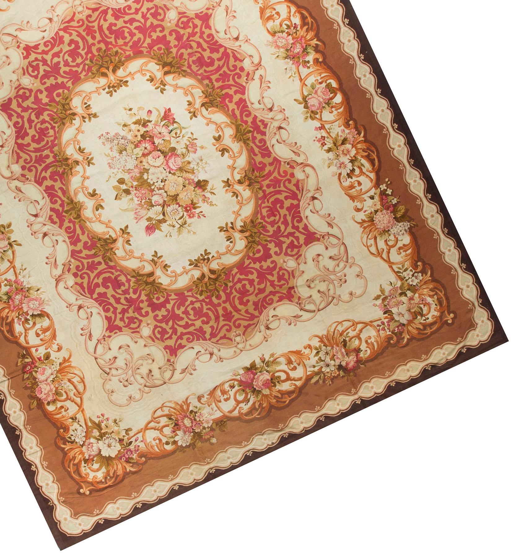 Antique French Aubusson Rug Carpet, circa 1890 In Good Condition For Sale In Secaucus, NJ