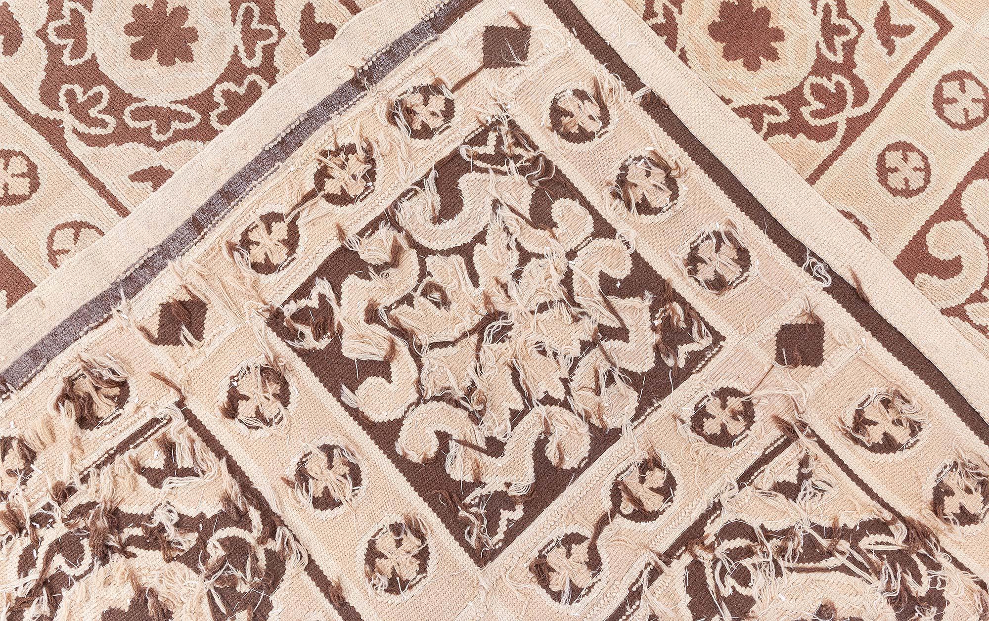 Laine Tapis d'Aubusson français ancien Doris Leslie Blau en vente