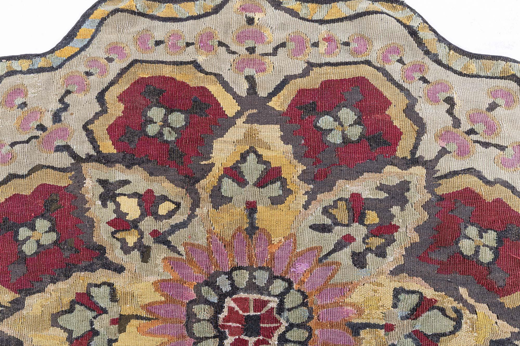 XIXe siècle Fragment de tapis d'Aubusson Antique French Doris Leslie Blau en vente