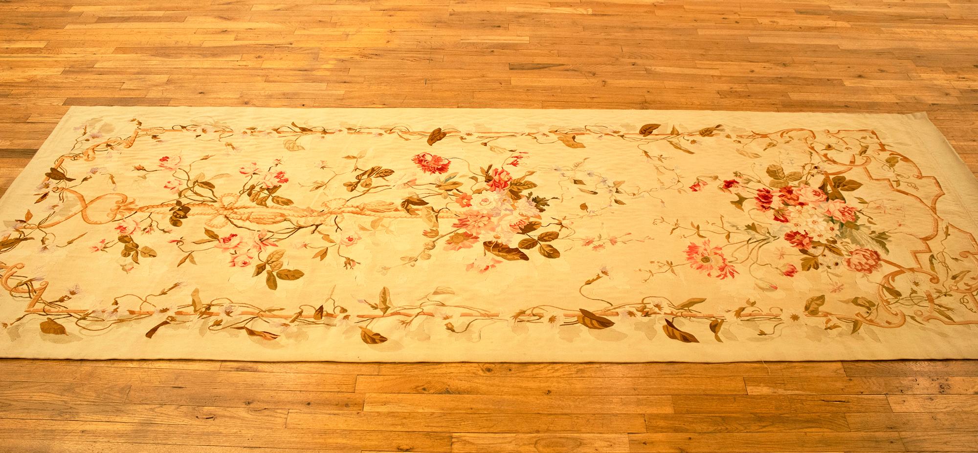Antique French Aubusson Rug, in Gallery Size w/ Floral Elements For Sale 4