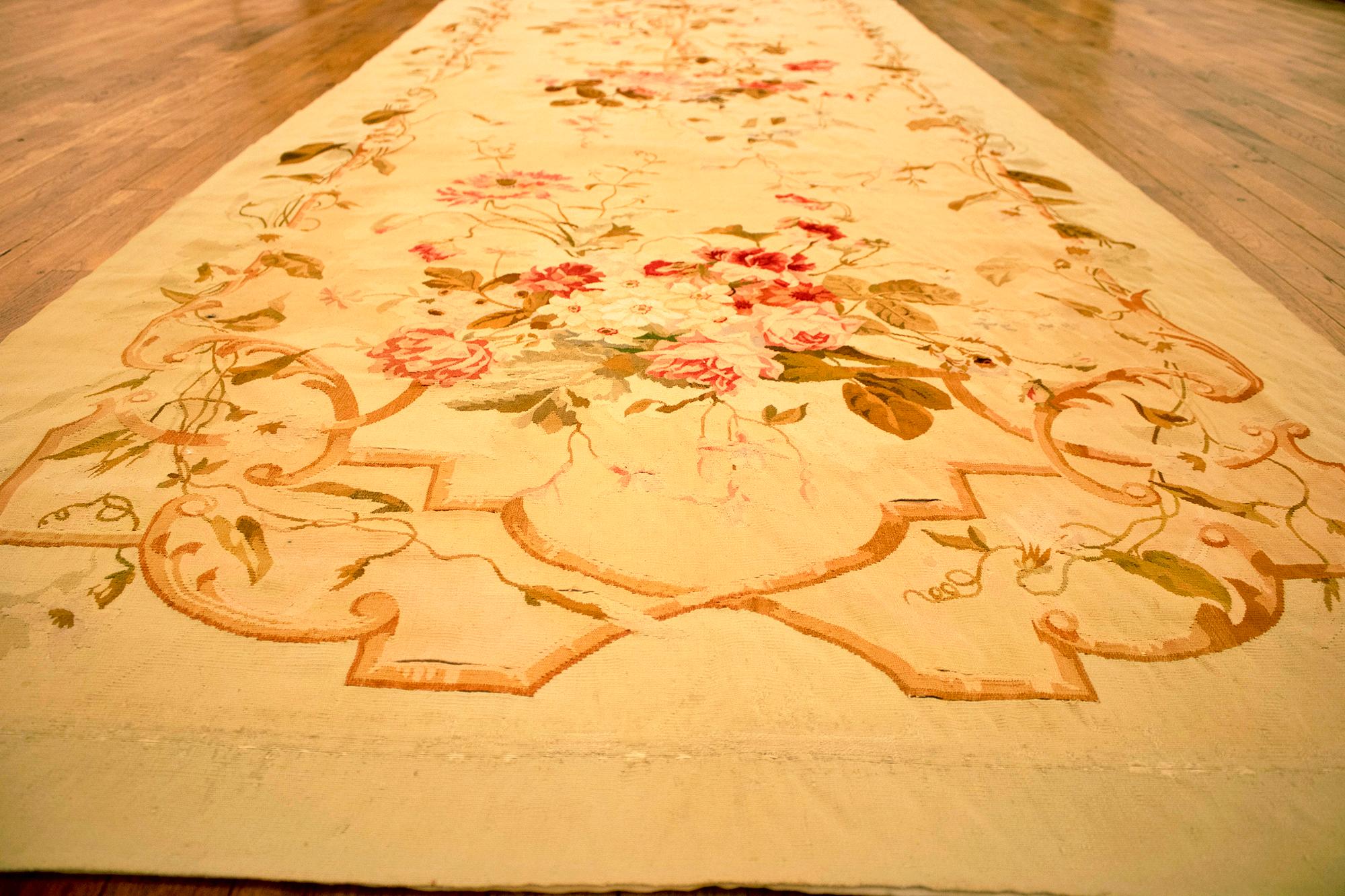 Hand-Woven Antique French Aubusson Rug, in Gallery Size w/ Floral Elements For Sale