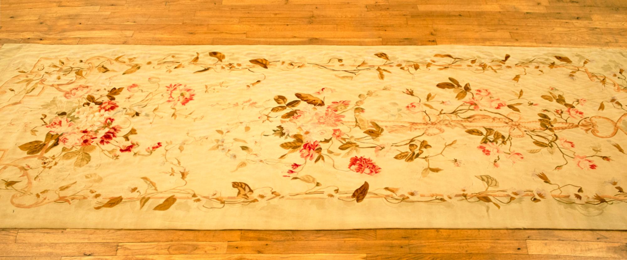 Antique French Aubusson Rug, in Gallery Size w/ Floral Elements For Sale 3