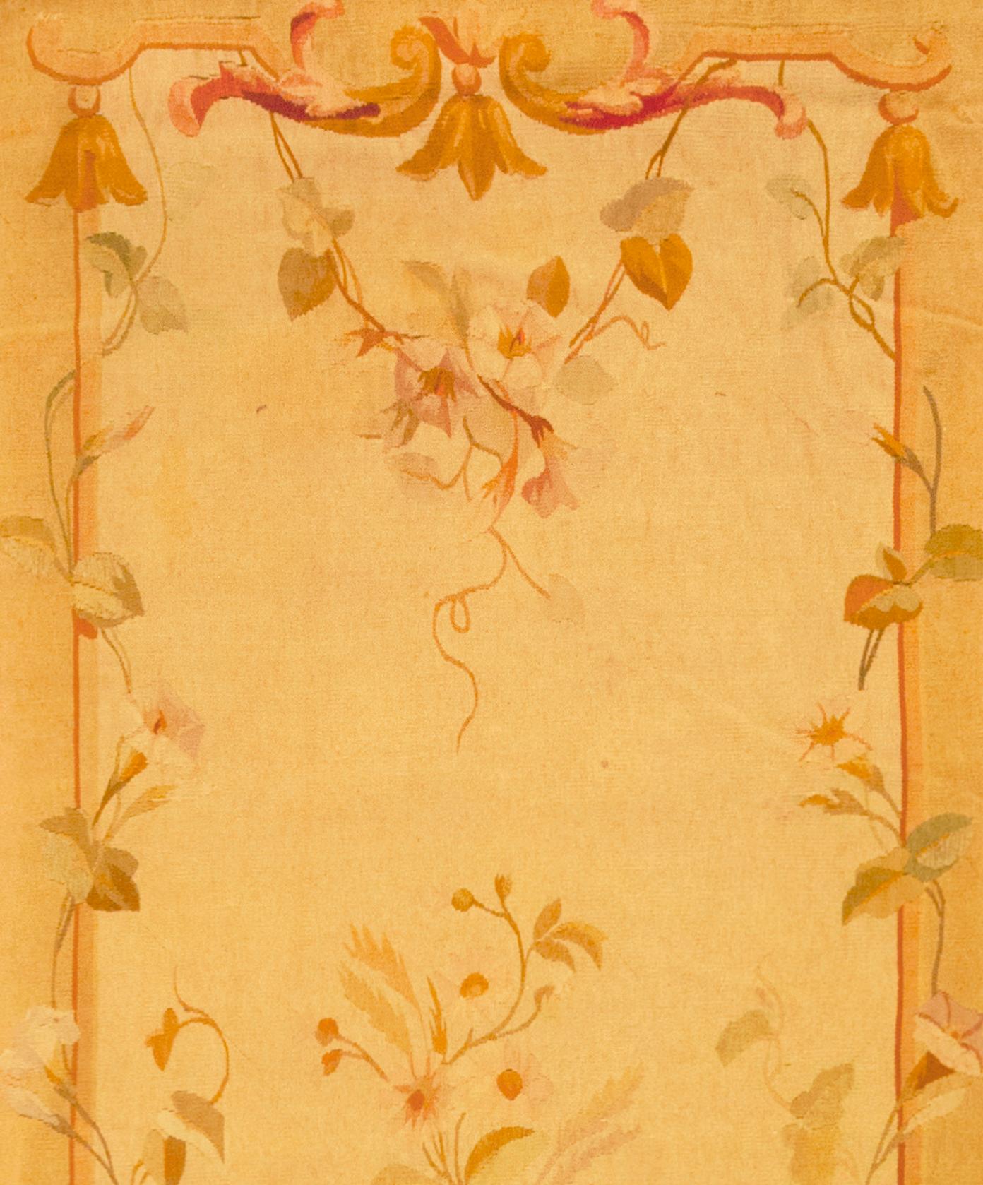 Antique French Aubusson Rug, in Runner size W/ Central Medallion and Flowers In Good Condition For Sale In New York, NY