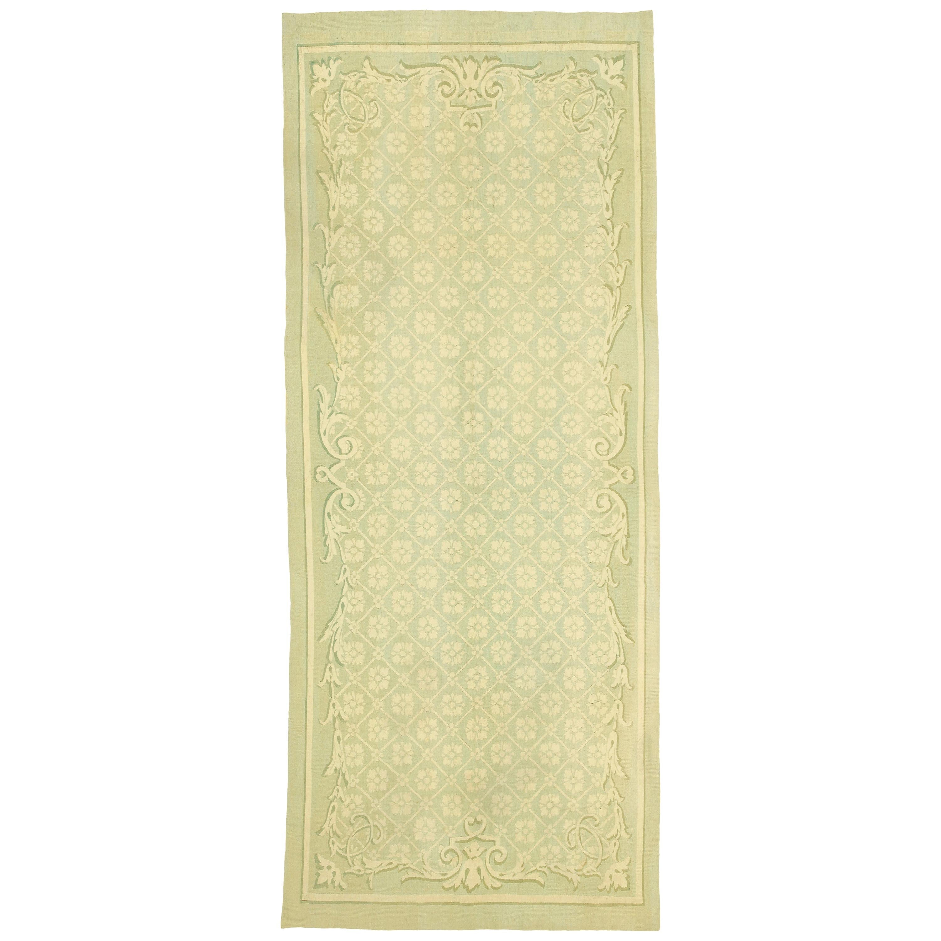 Tapis/runner français ancien d'Aubusson en vente