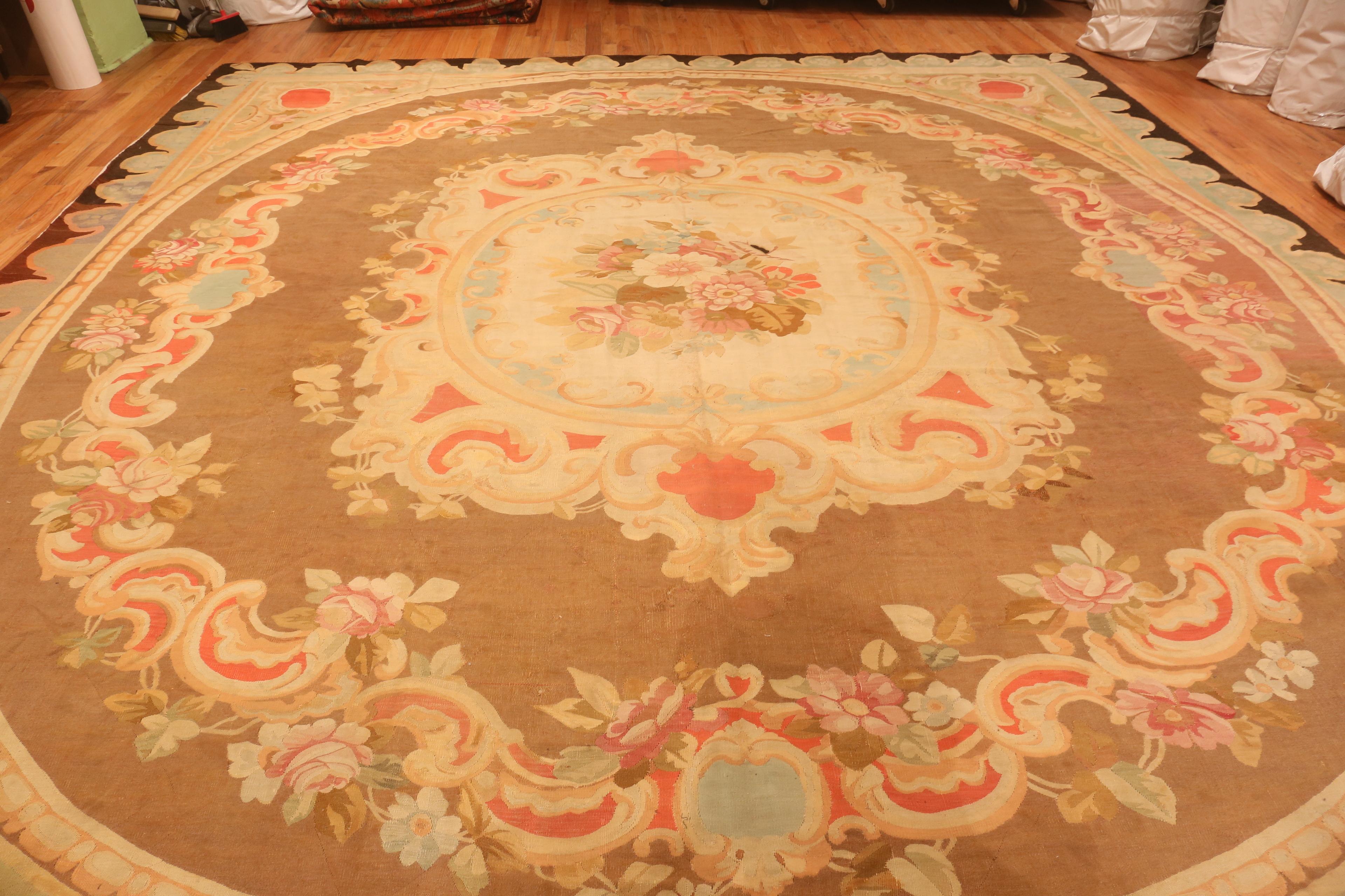 Antique French Aubusson Rug. 14 ft 8 in x 15 ft 2 in For Sale 4