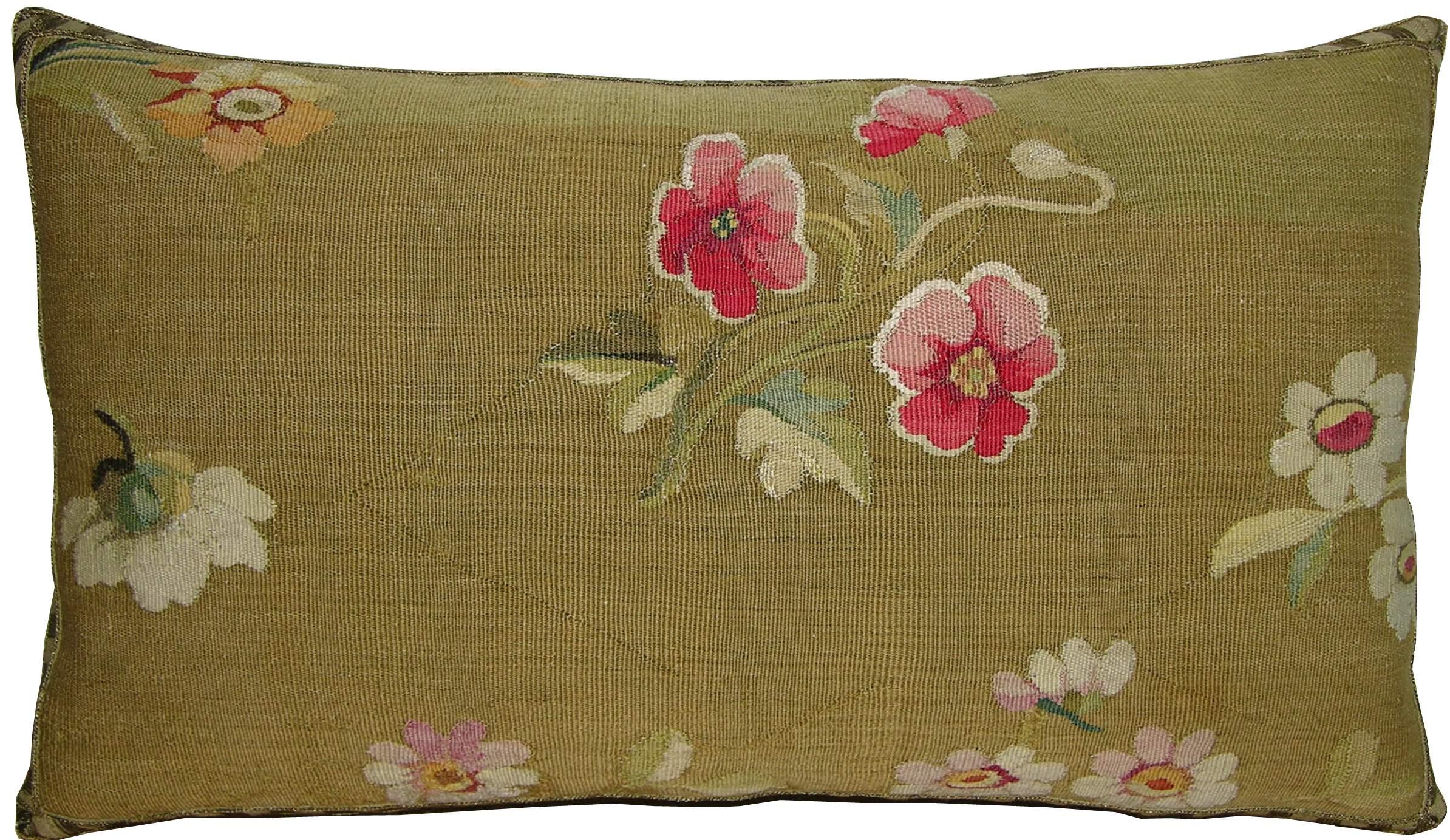 Antique French Aubusson Tapestry Pillow, circa 1860 1749p 1750p In Good Condition In Los Angeles, CA