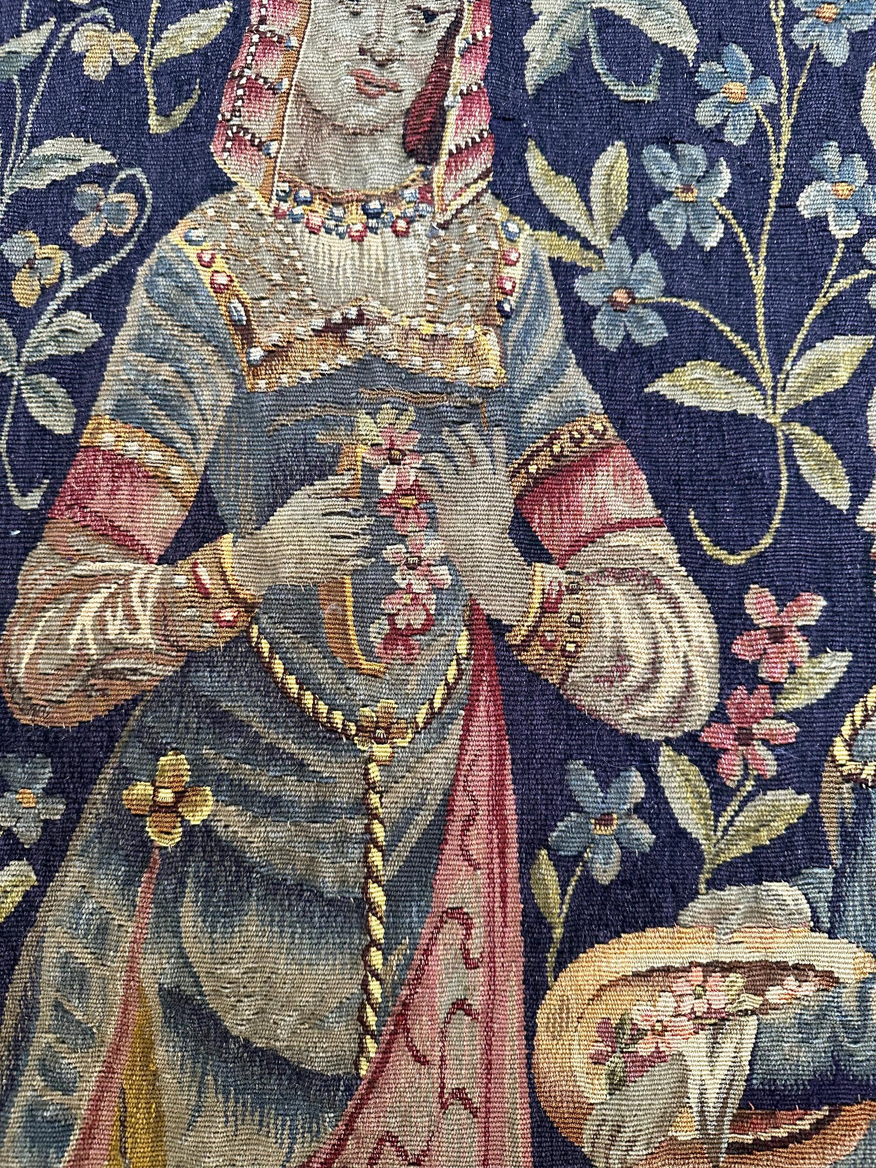 Hand-Woven Antique French Aubusson Tapestry Rare Wool & Silk Renaissance 4x5 1890 132x155cm For Sale