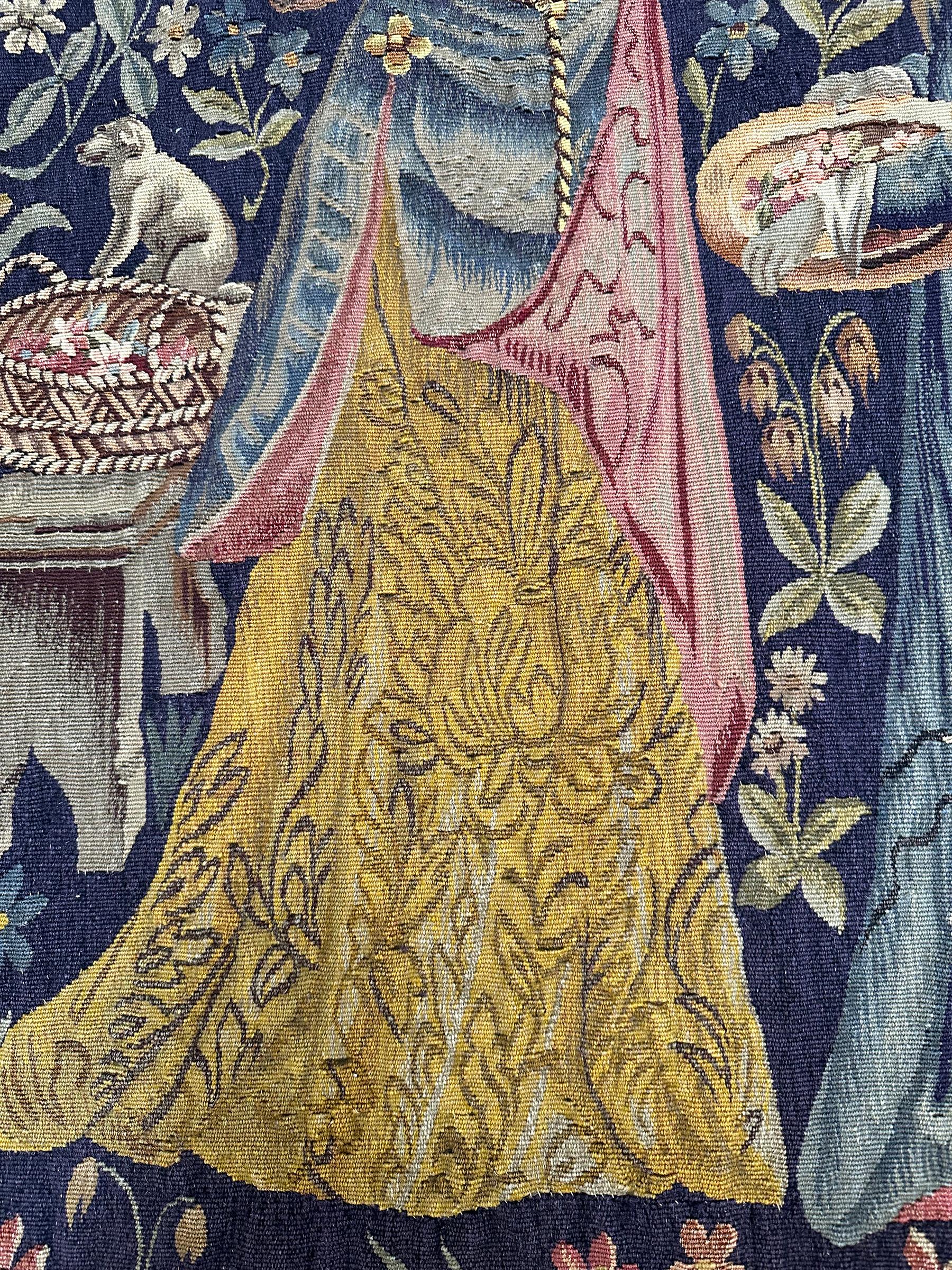 Tapisserie française ancienne d'Aubusson rare laine et soie Renaissance 4x5 1890 132x155cm Bon état - En vente à New York, NY