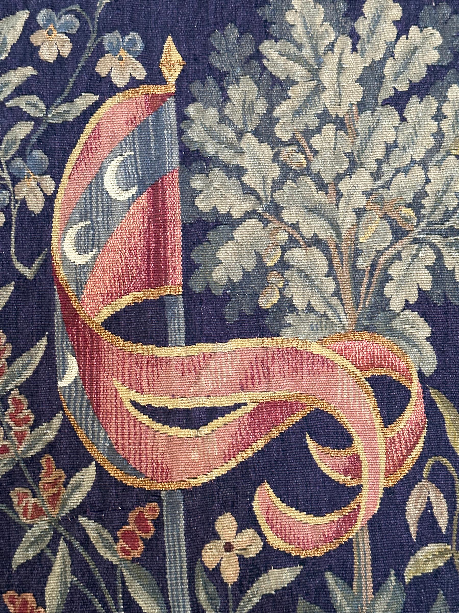 Laine Tapisserie française ancienne d'Aubusson rare laine et soie Renaissance 4x5 1890 132x155cm en vente