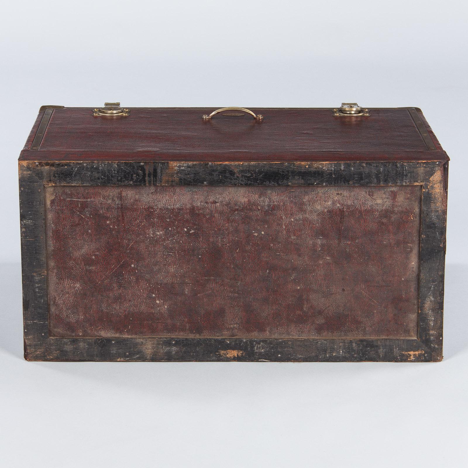 Antique French Automobile Trunk, Early 1900s 11