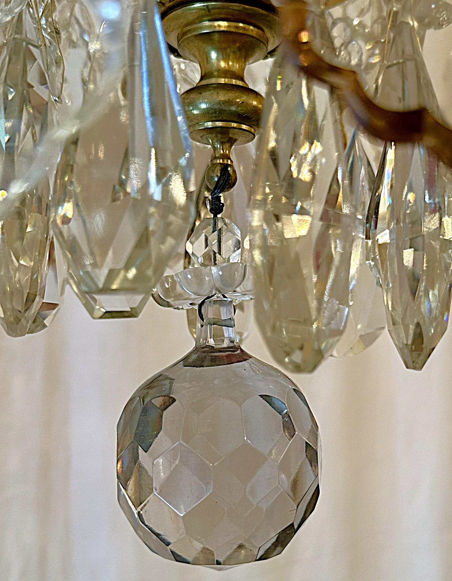 Antique French Baccarat Crystal and Bronze D'Oré Chandelier, CIRCA 1890. in vendita 2