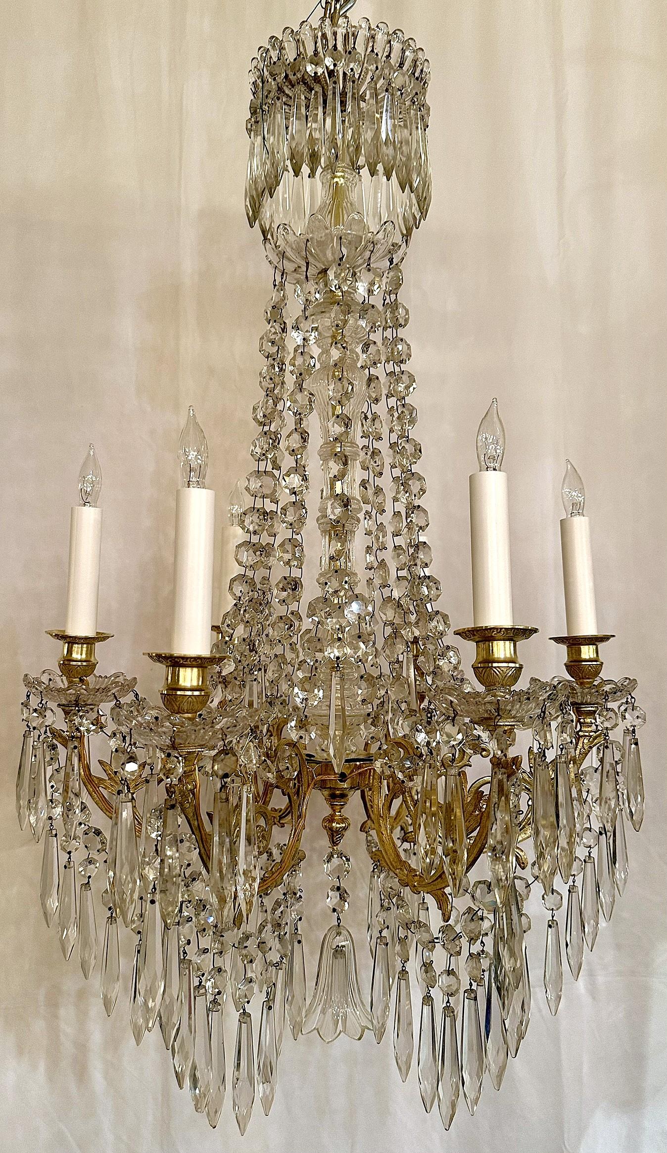 Francese Antico lampadario francese in cristallo e bronzo dorato Baccarat, CIRCA 1890. in vendita