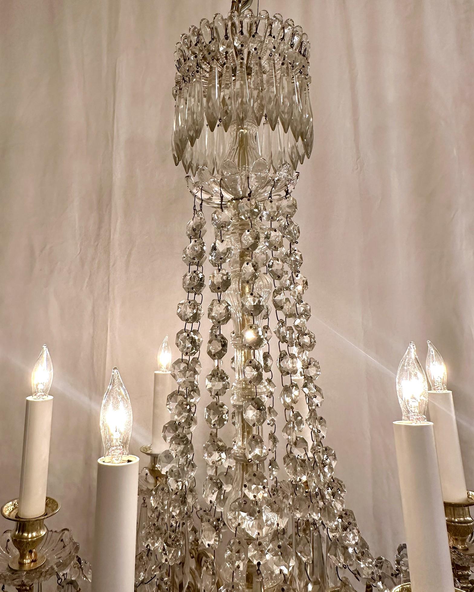 XIX secolo Antico lampadario francese in cristallo e bronzo dorato Baccarat, CIRCA 1890. in vendita