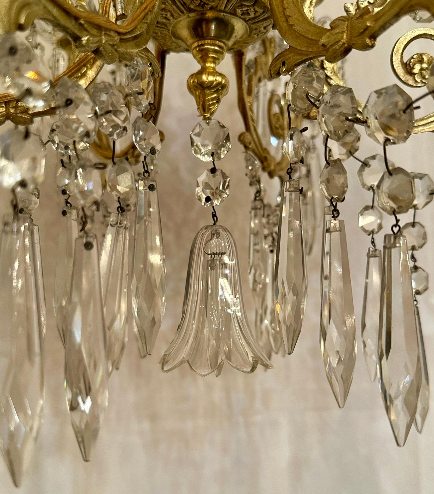 Antico lampadario francese in cristallo e bronzo dorato Baccarat, CIRCA 1890. in vendita 3
