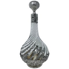Bouteilles de vin françaises anciennes de Baccarat en cristal et incrustation d'argent, vers 1825-35